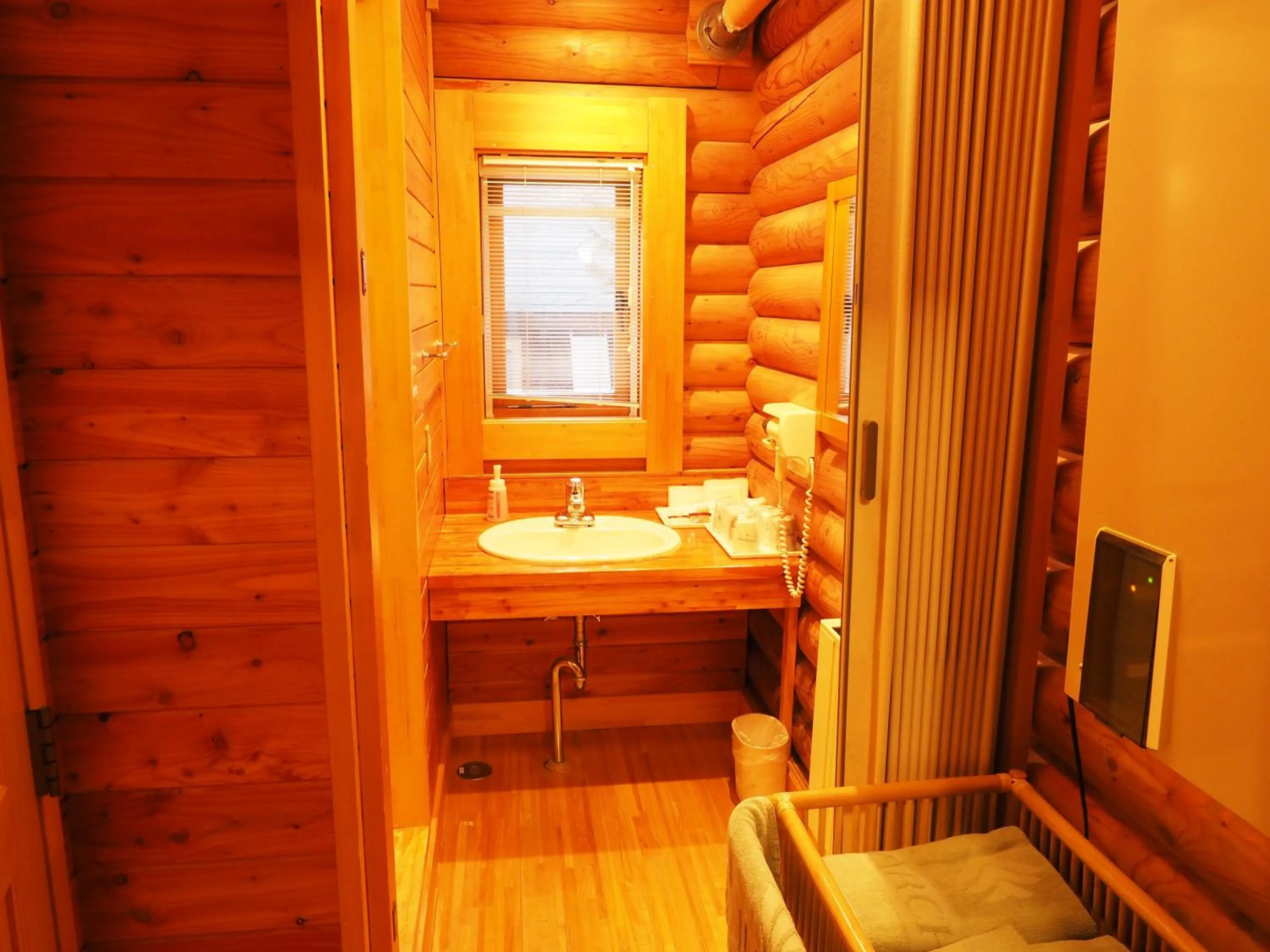 Bathroom in Log Hotel Larch Lake Kanayama