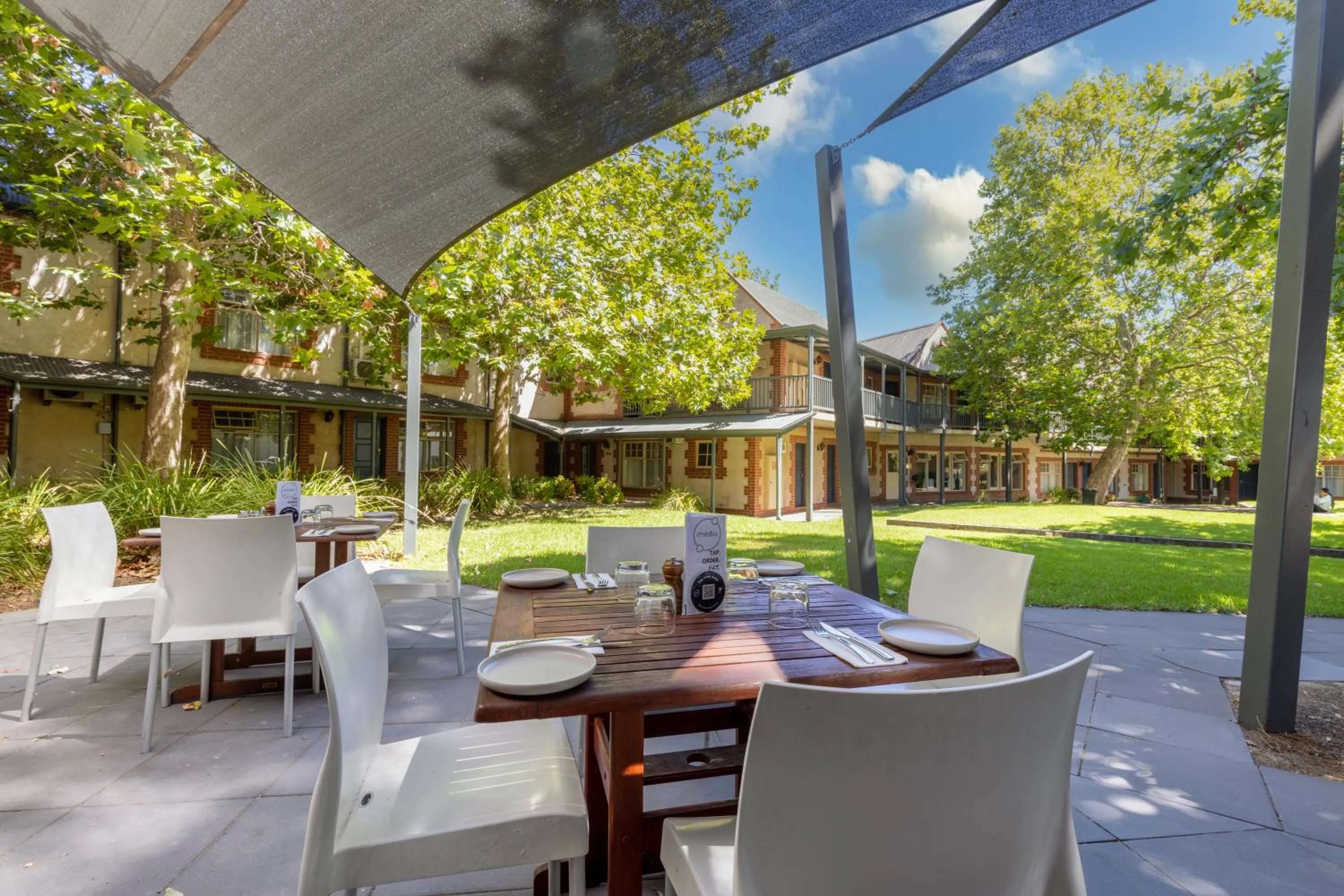 Restaurant/places to eat in St Francis Winery