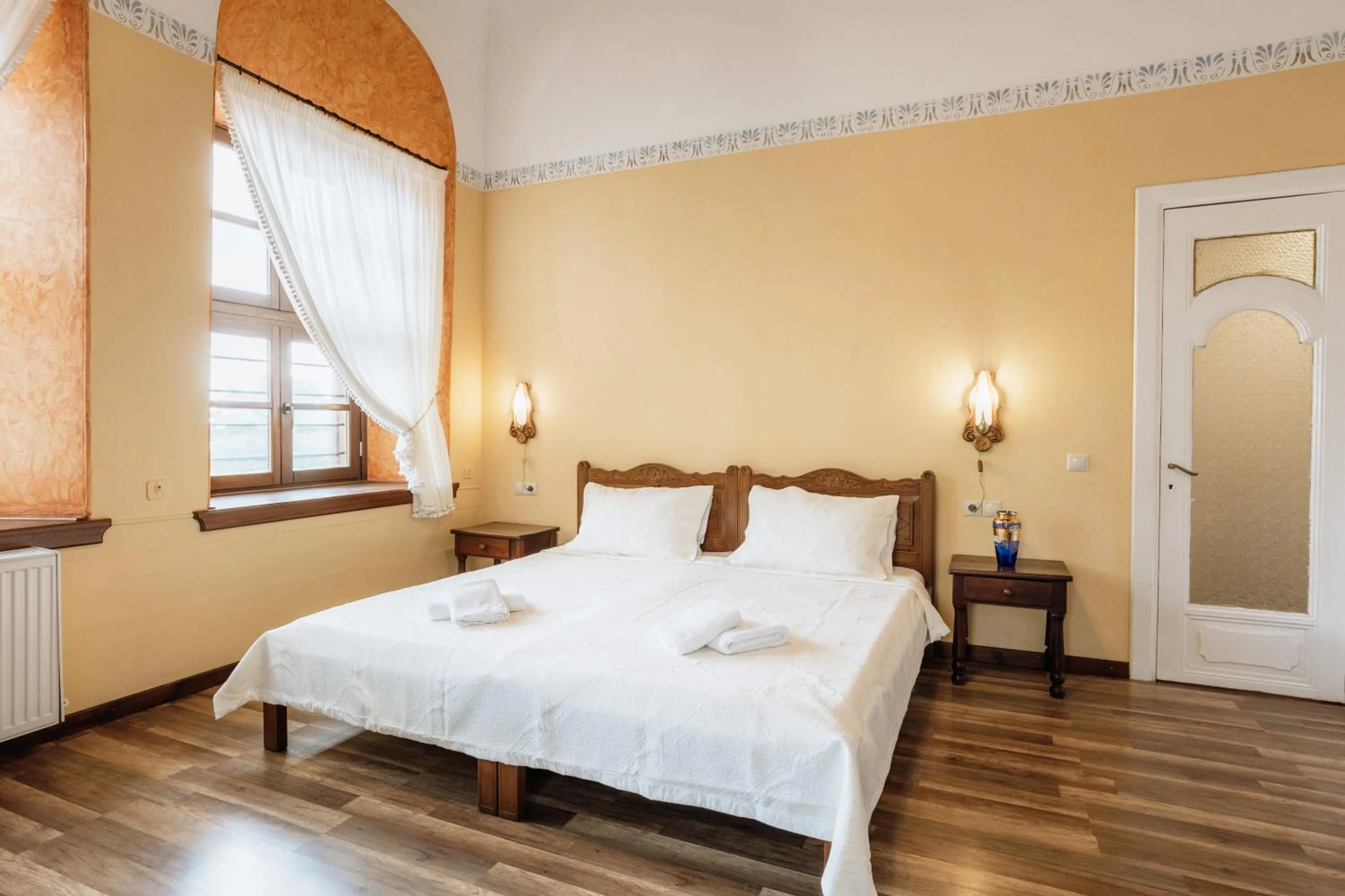 Bed in Archontiko Kantartzi