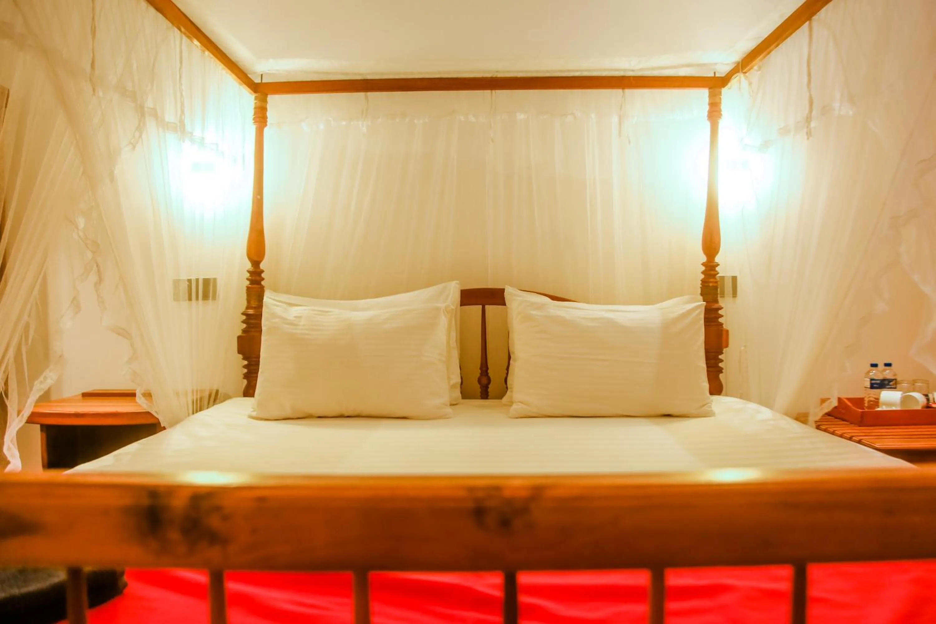 Bed in Surf Sea Breeze