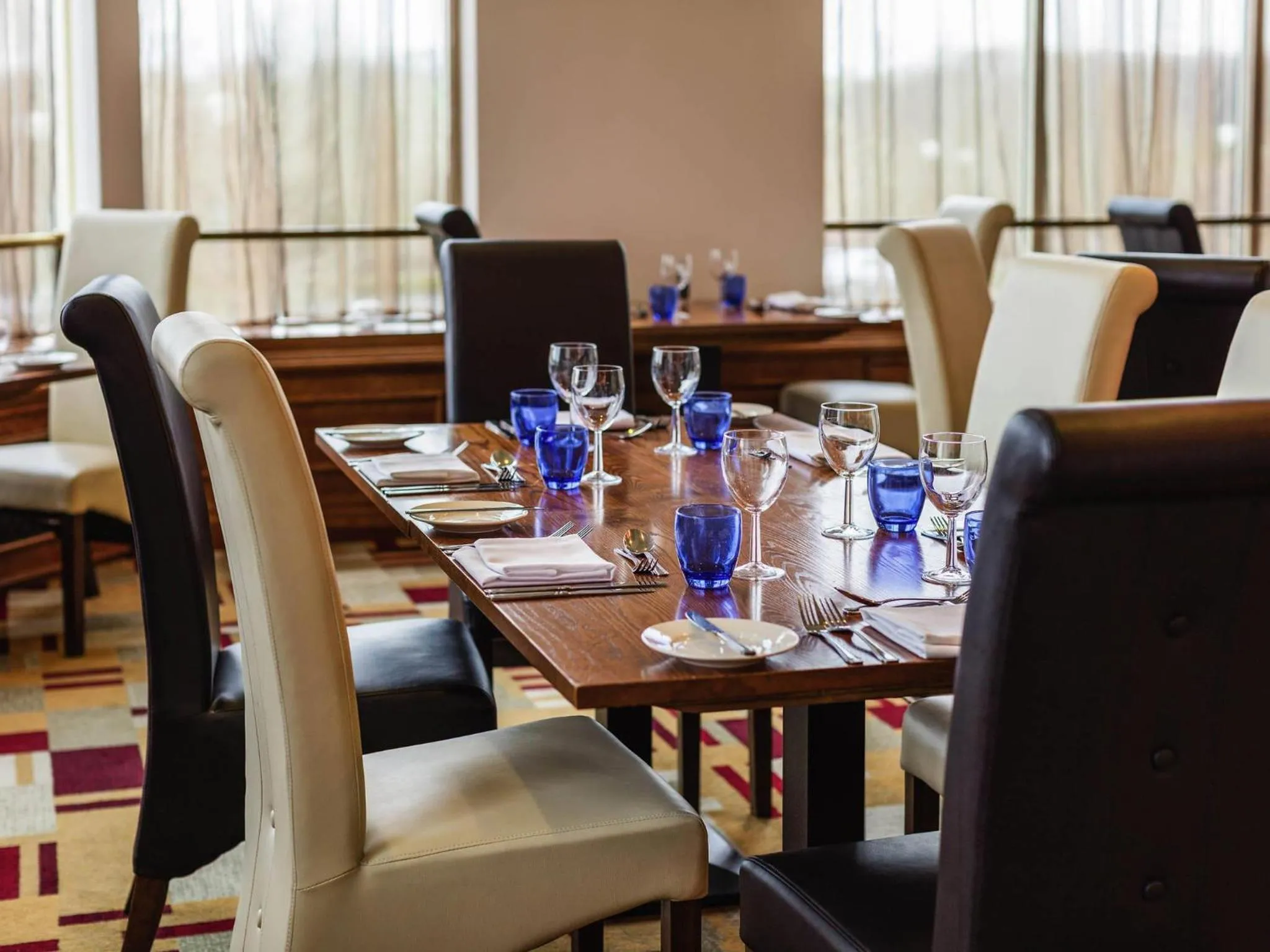 Restaurant/places to eat in Mercure Daventry Court Hotel