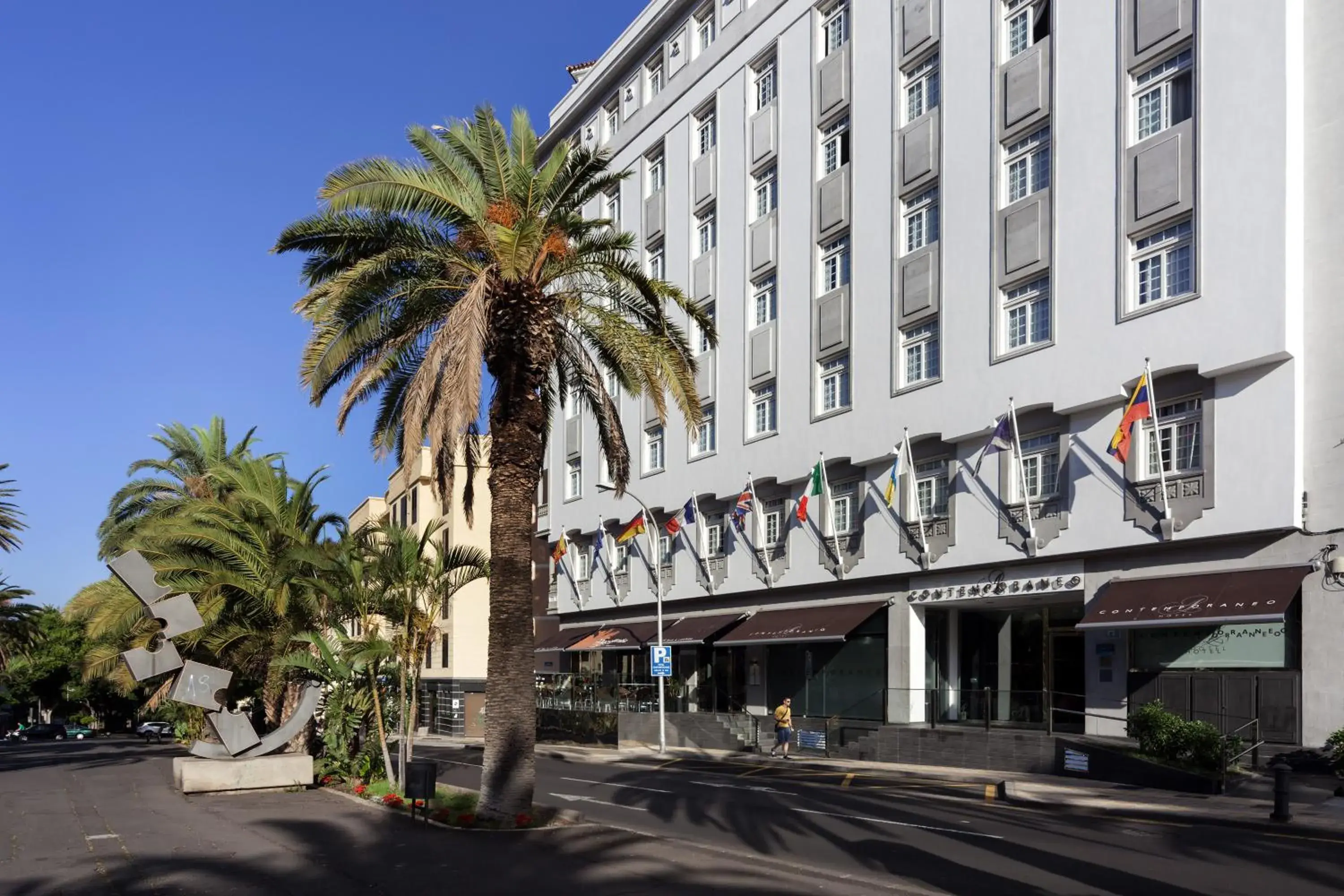 Facade/entrance in Barceló Santa Cruz Contemporáneo Facade/entrance in Barceló Santa Cruz Contemporáneo