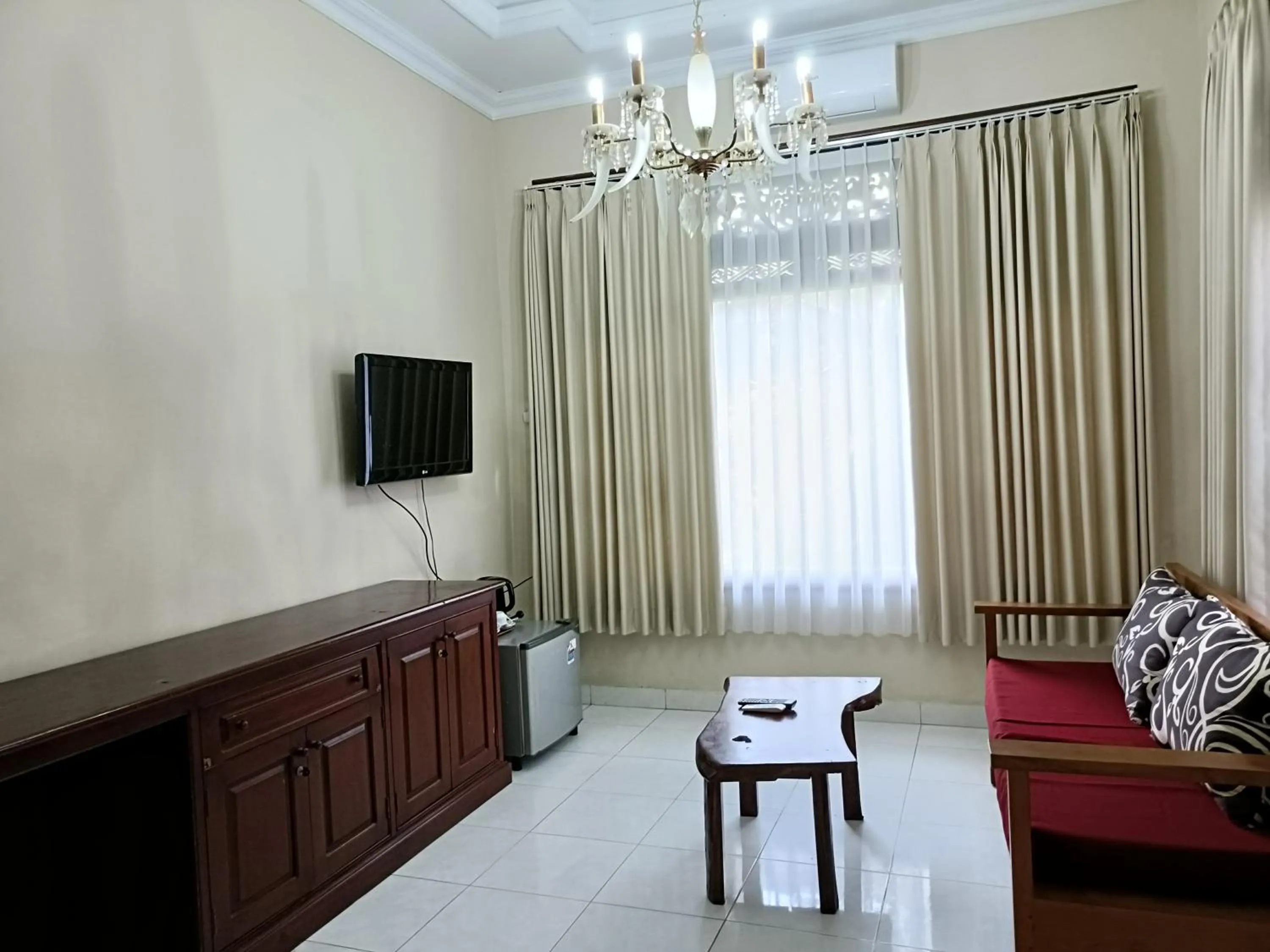 Living room in Ngetis Home Stay