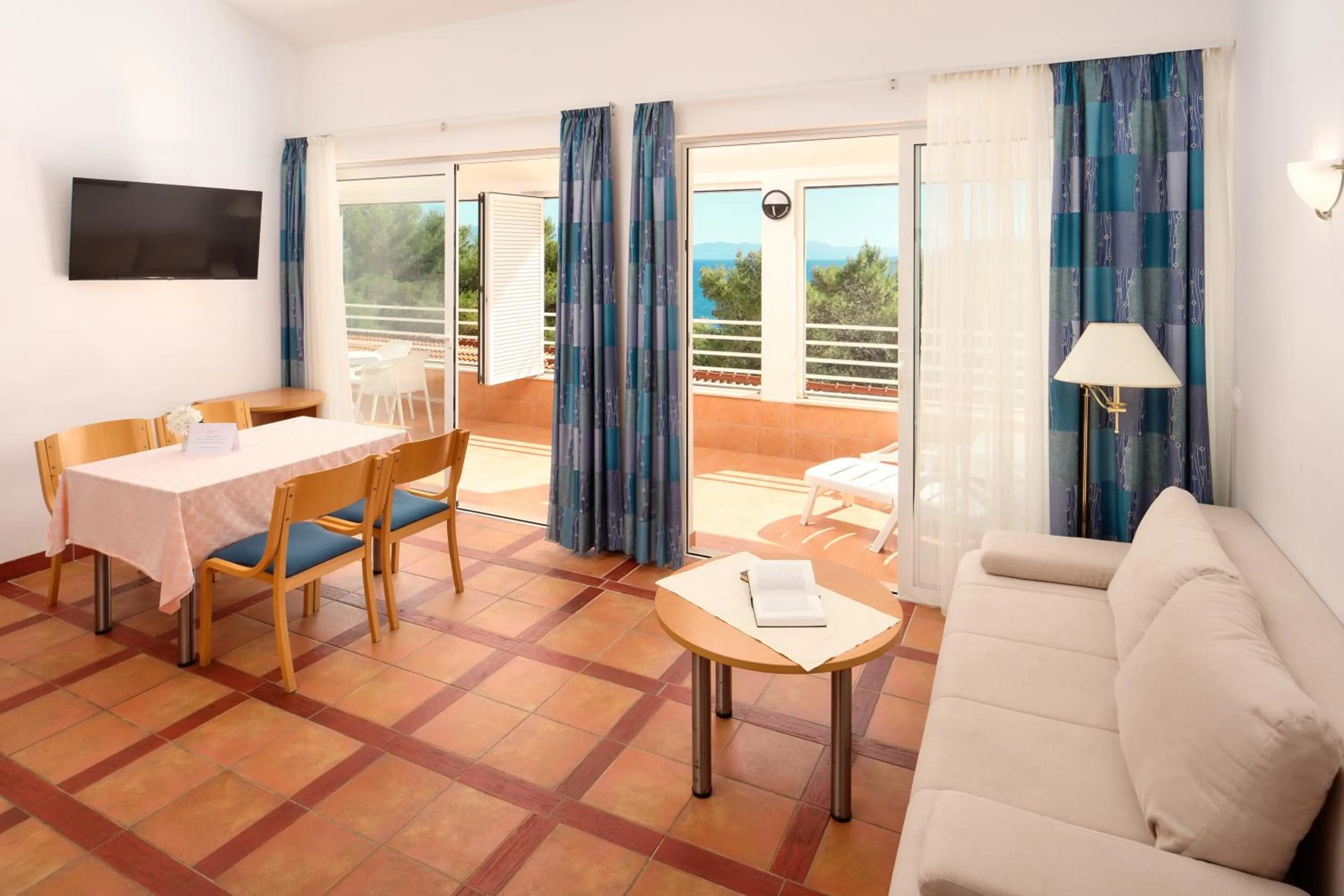 Fontana Bayside Park