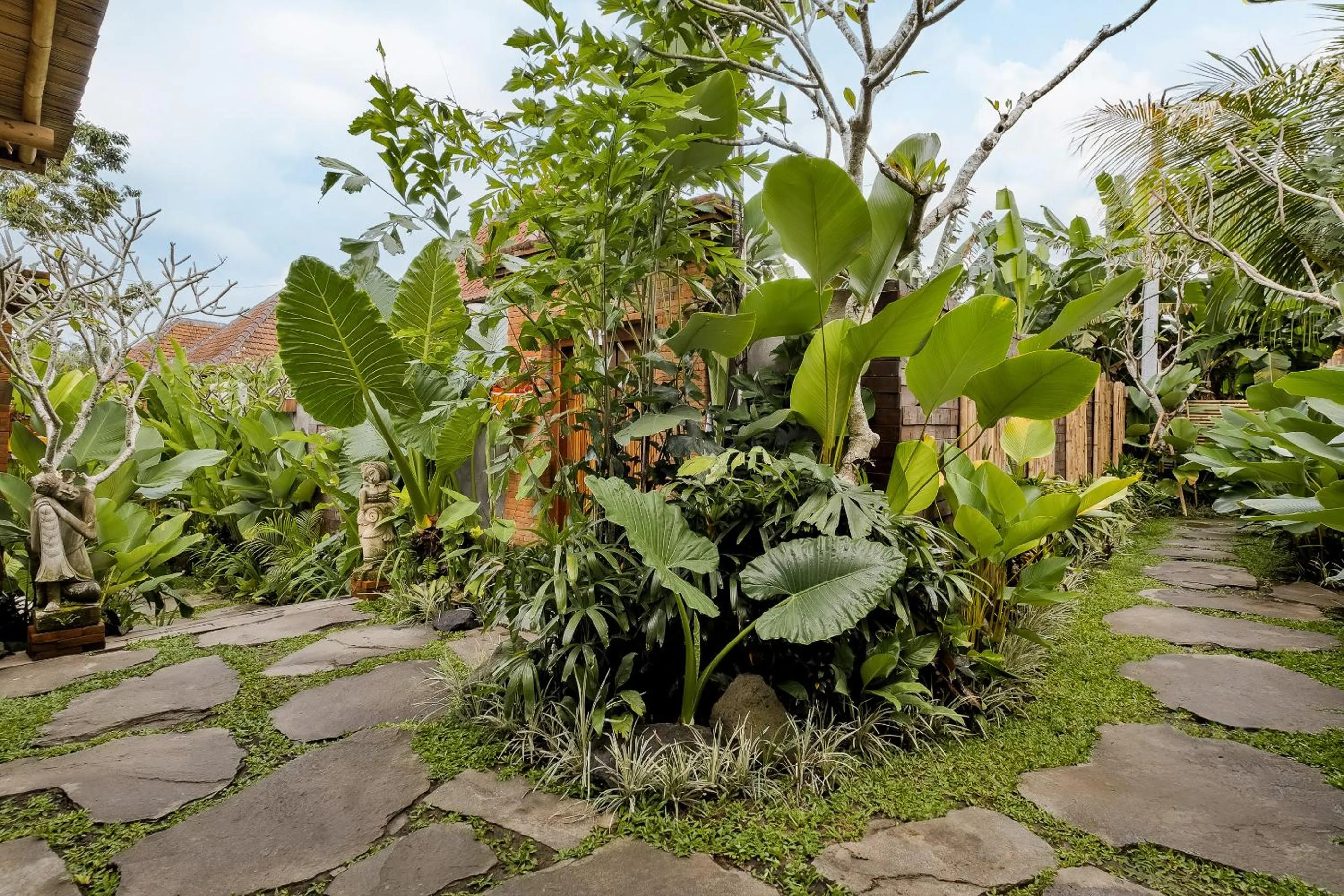 Day in The Ulon Ubud Villa