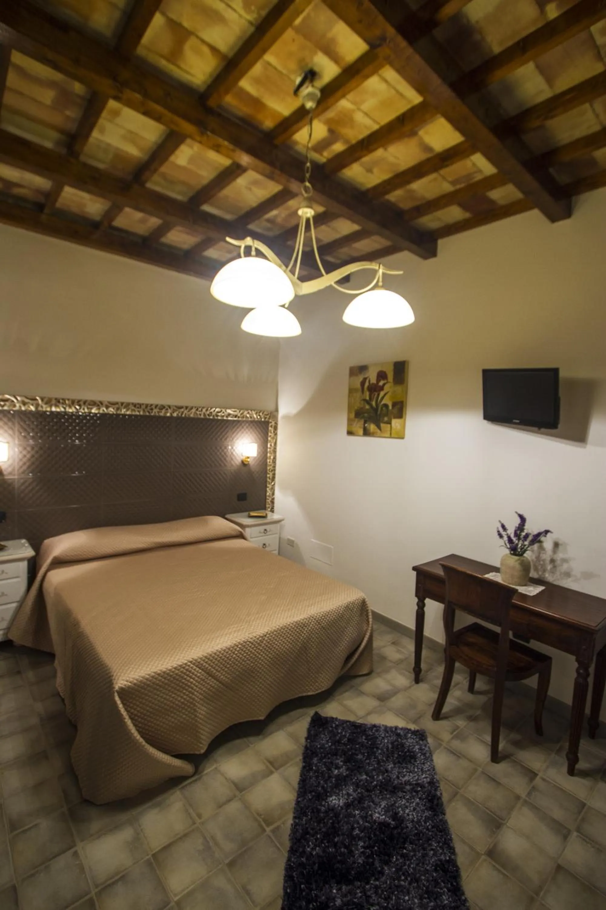 Photo of the whole room, Bed in Vicolo del Porto