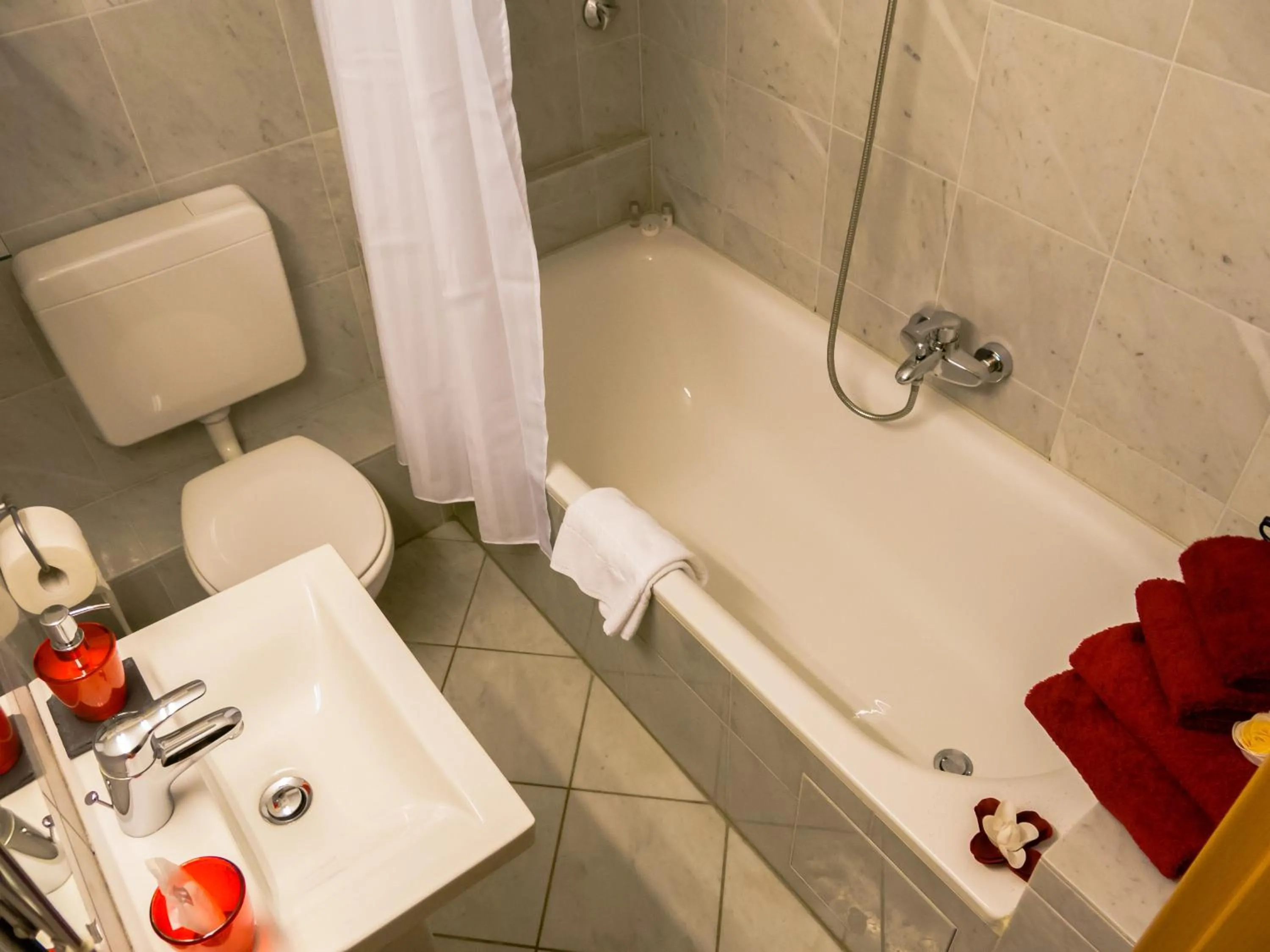 Bathroom in The Soho Altstadt Relais