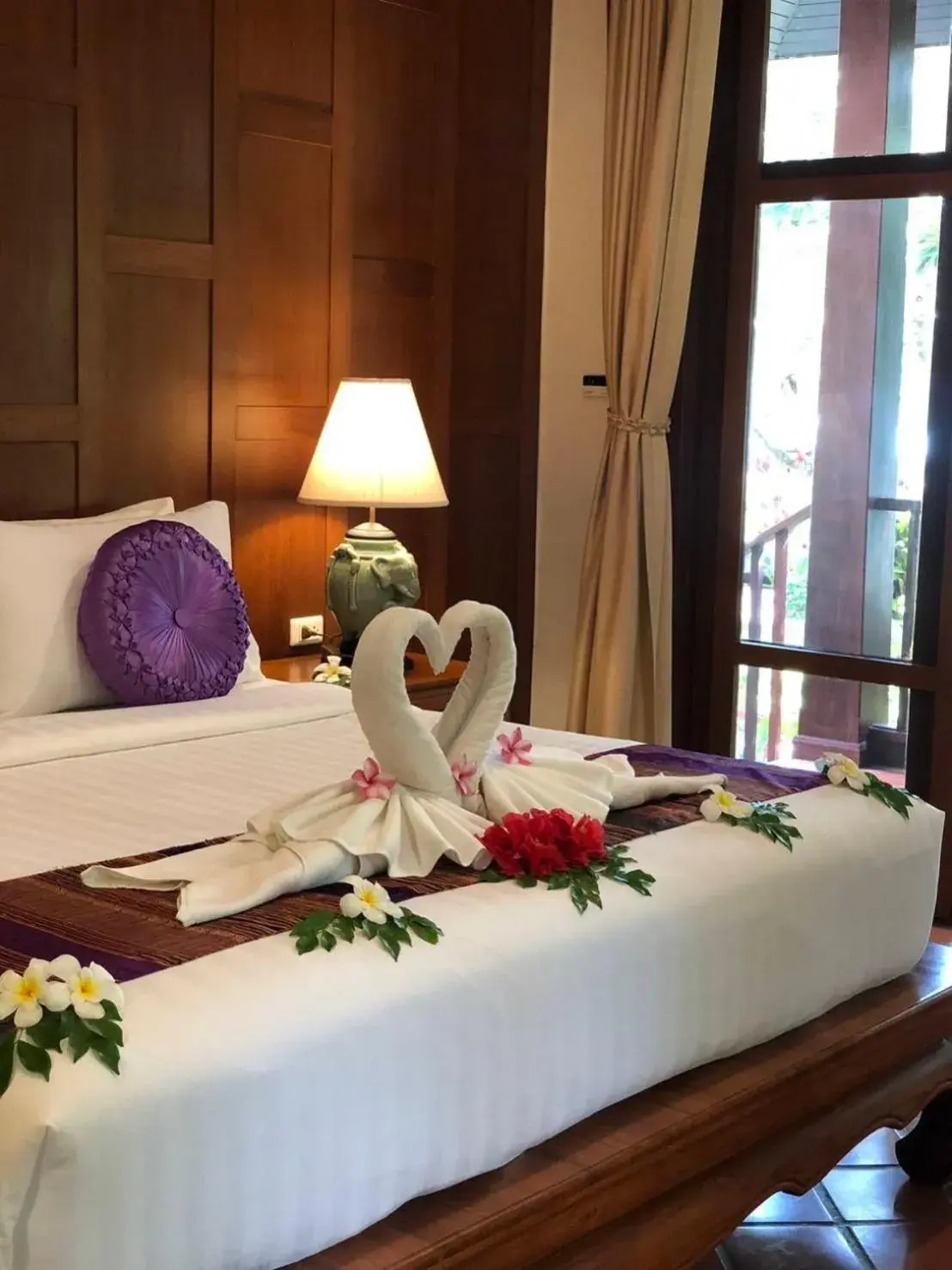 towels, Bed in Baan Thai Lanta Resort