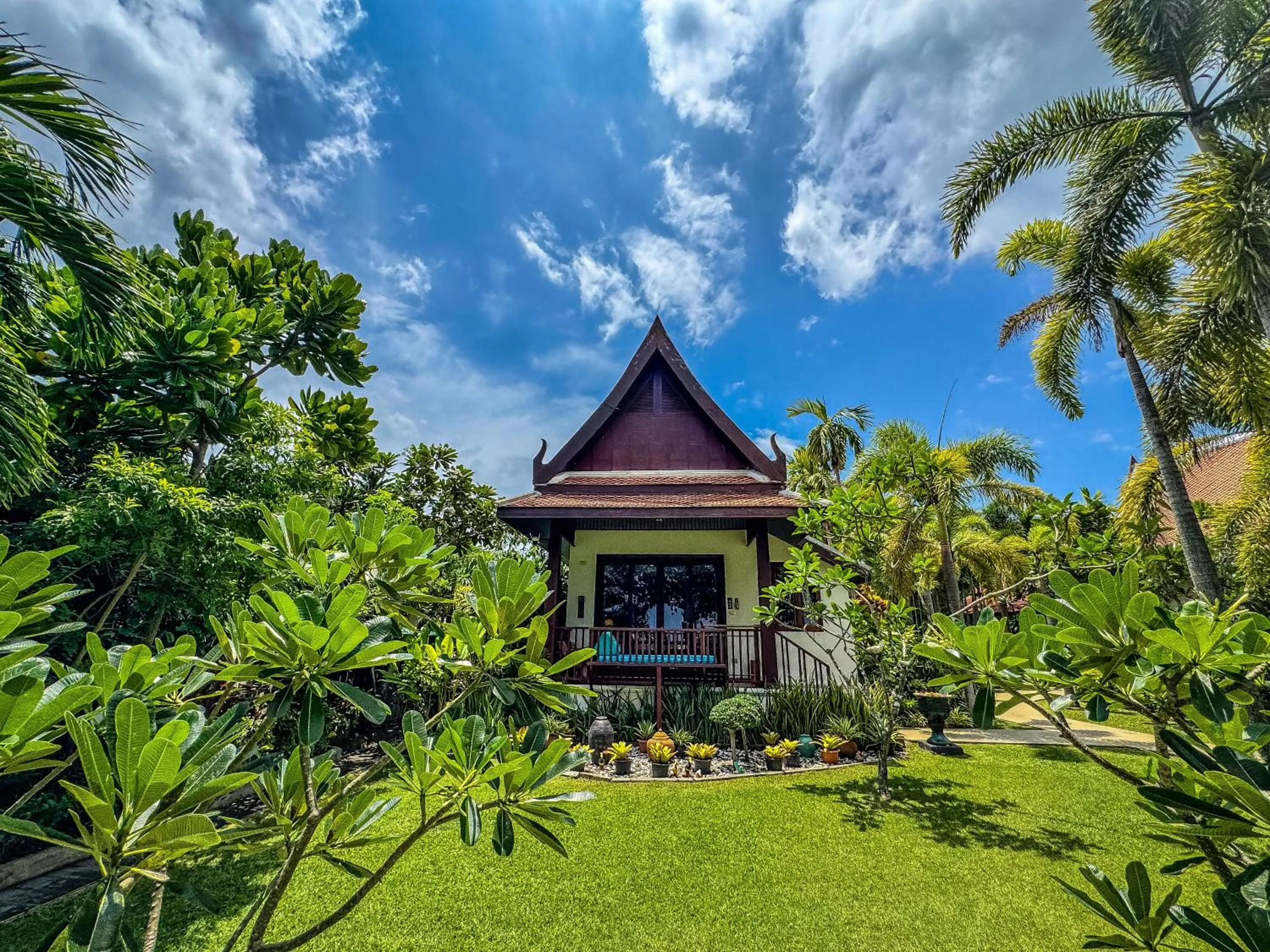 Property building in Baan Thai Lanta Resort