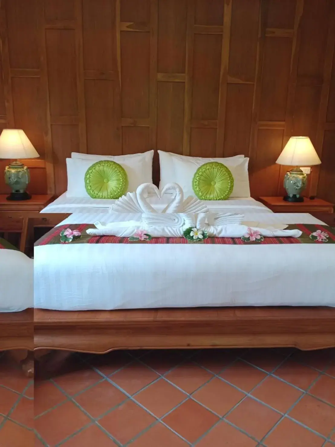 Bed in Baan Thai Lanta Resort