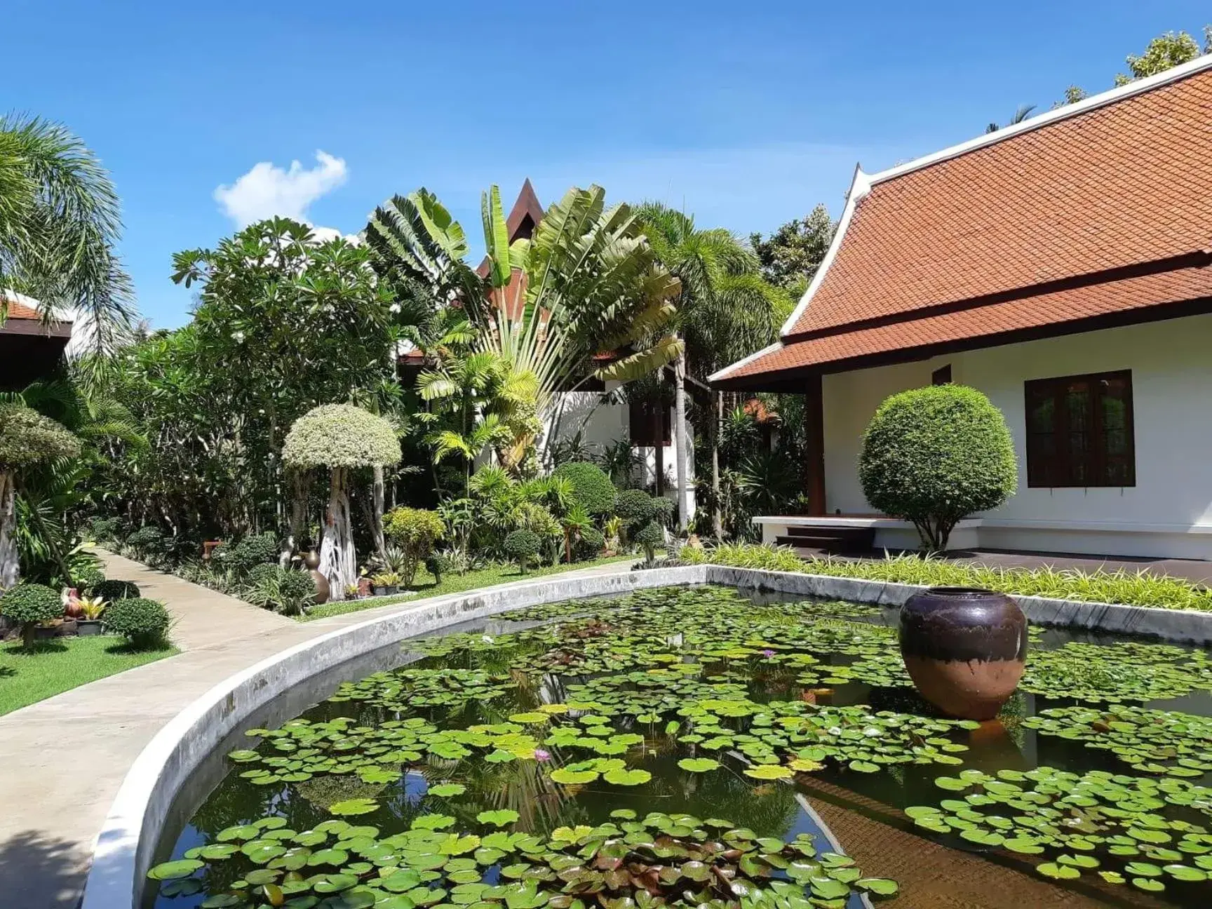 Garden, Property Building in Baan Thai Lanta Resort
