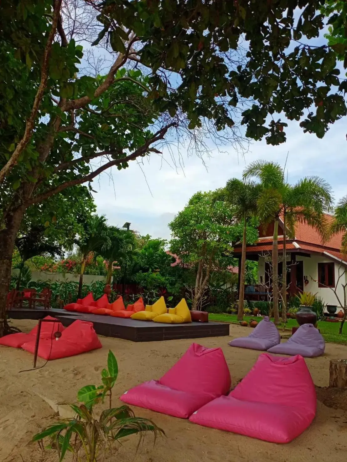Day in Baan Thai Lanta Resort