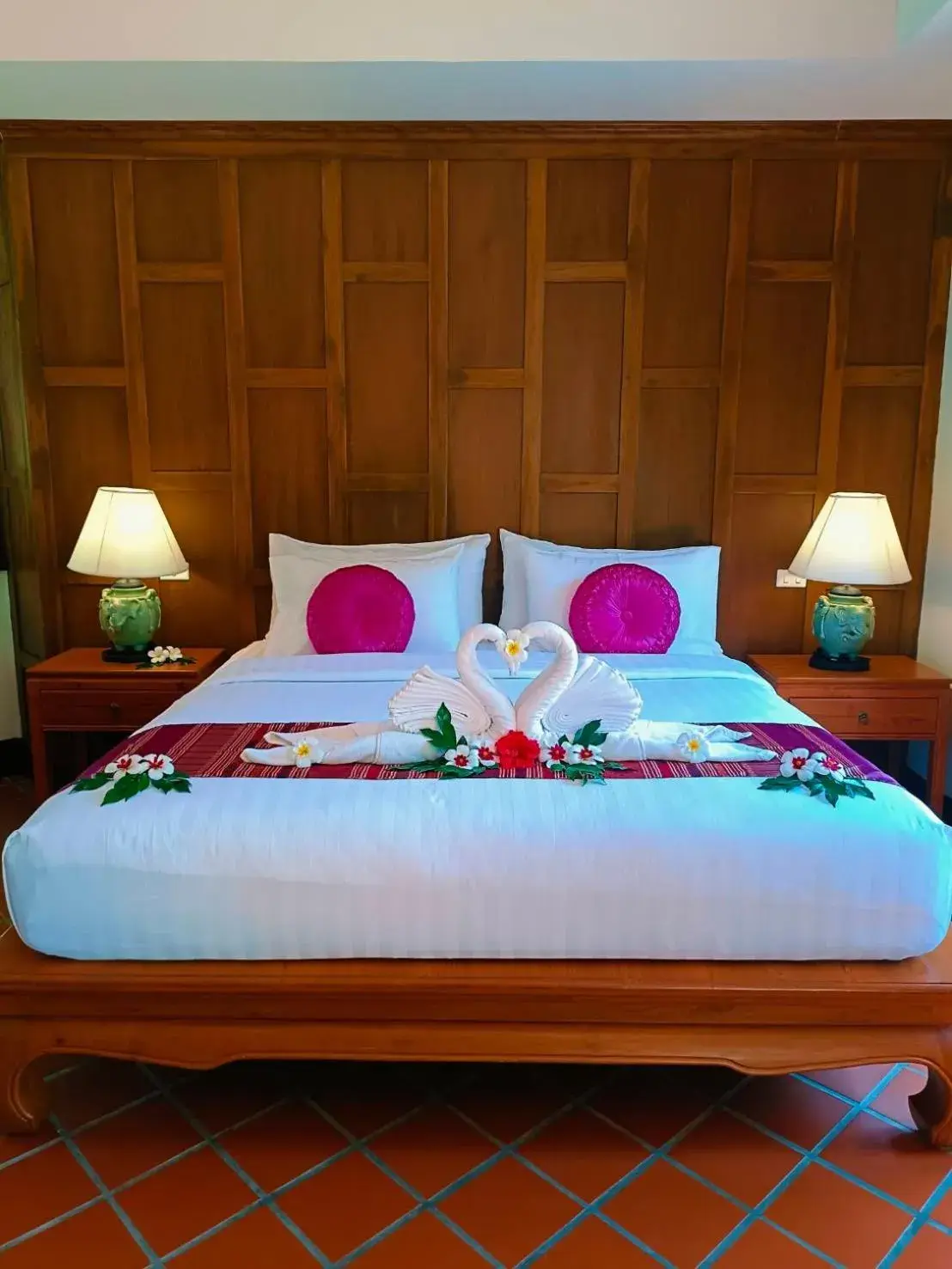 Bed in Baan Thai Lanta Resort