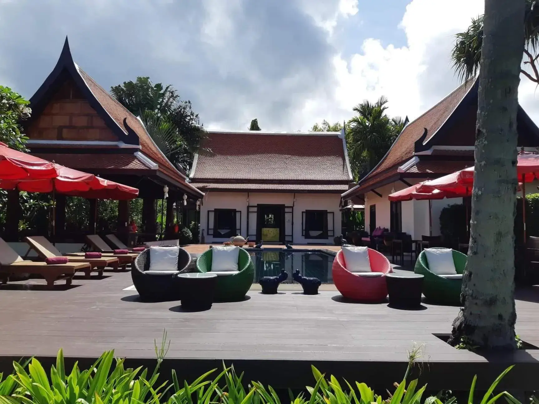 Swimming pool, Property Building in Baan Thai Lanta Resort