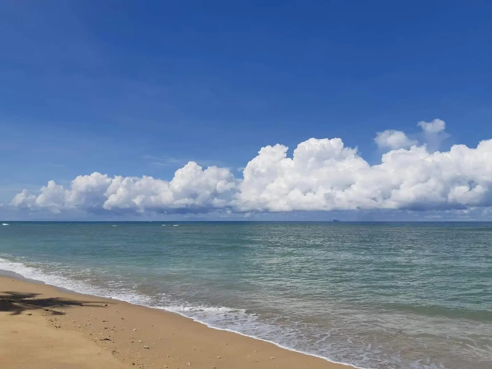 Beach in Baan Thai Lanta Resort