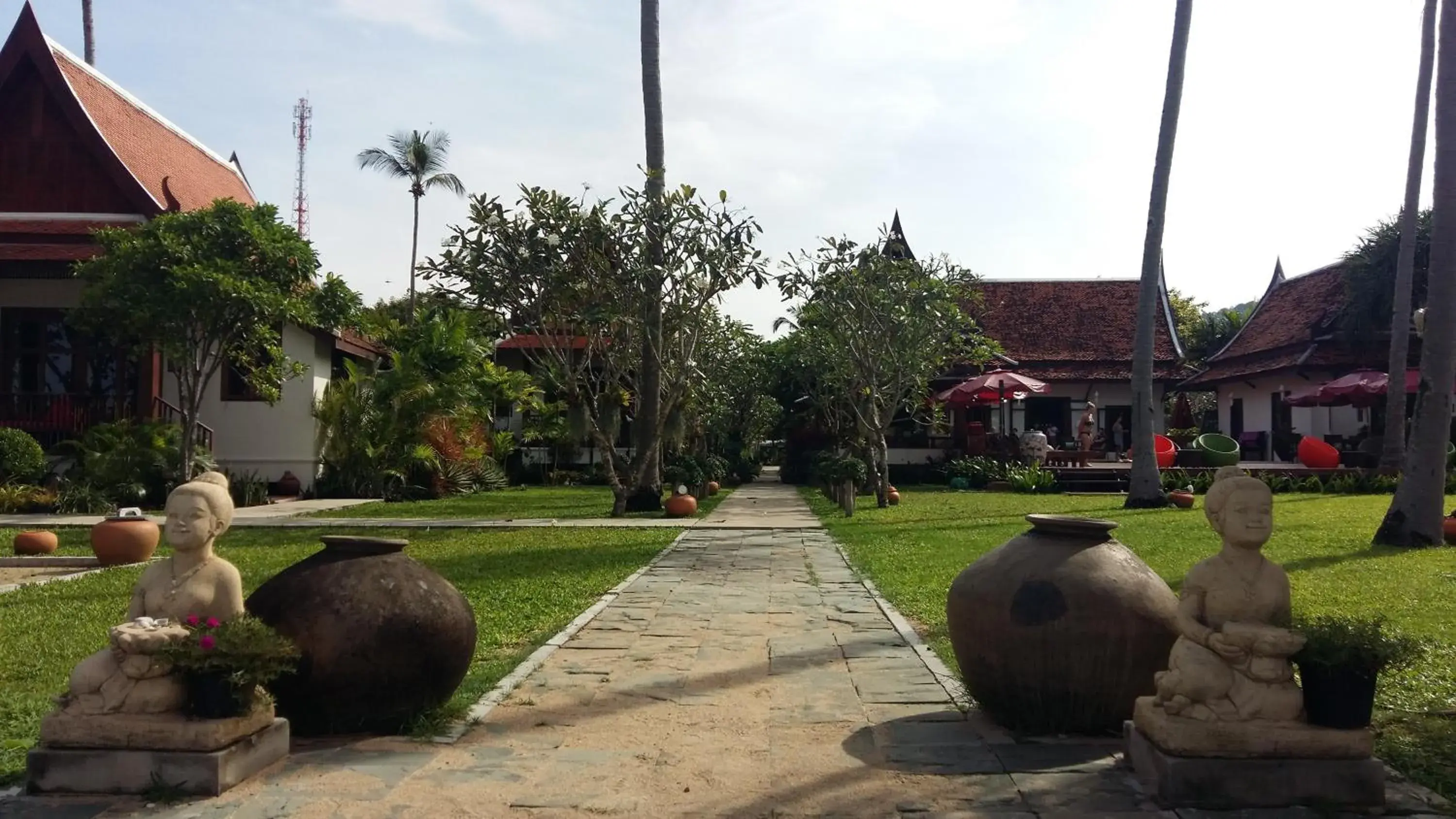 Street view in Baan Thai Lanta Resort