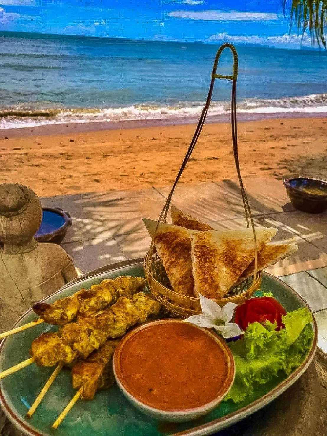 Restaurant/places to eat in Baan Thai Lanta Resort