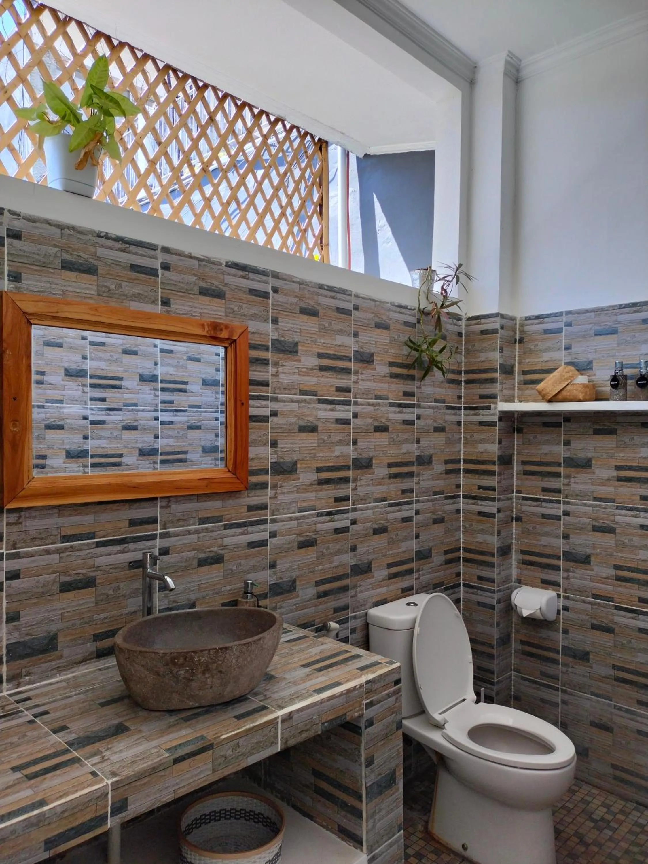 Toilet in Bali Diversity Dive Resort