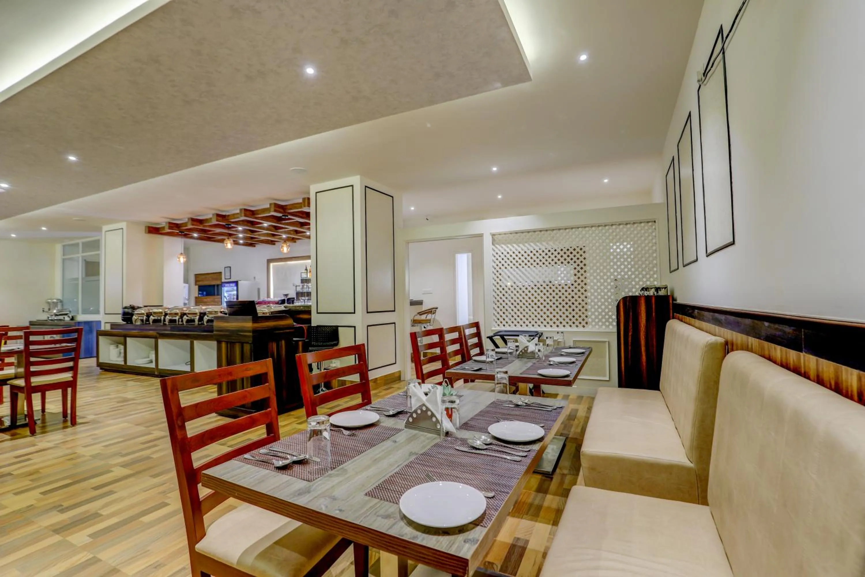 Restaurant/places to eat in Banari Regency by Summit