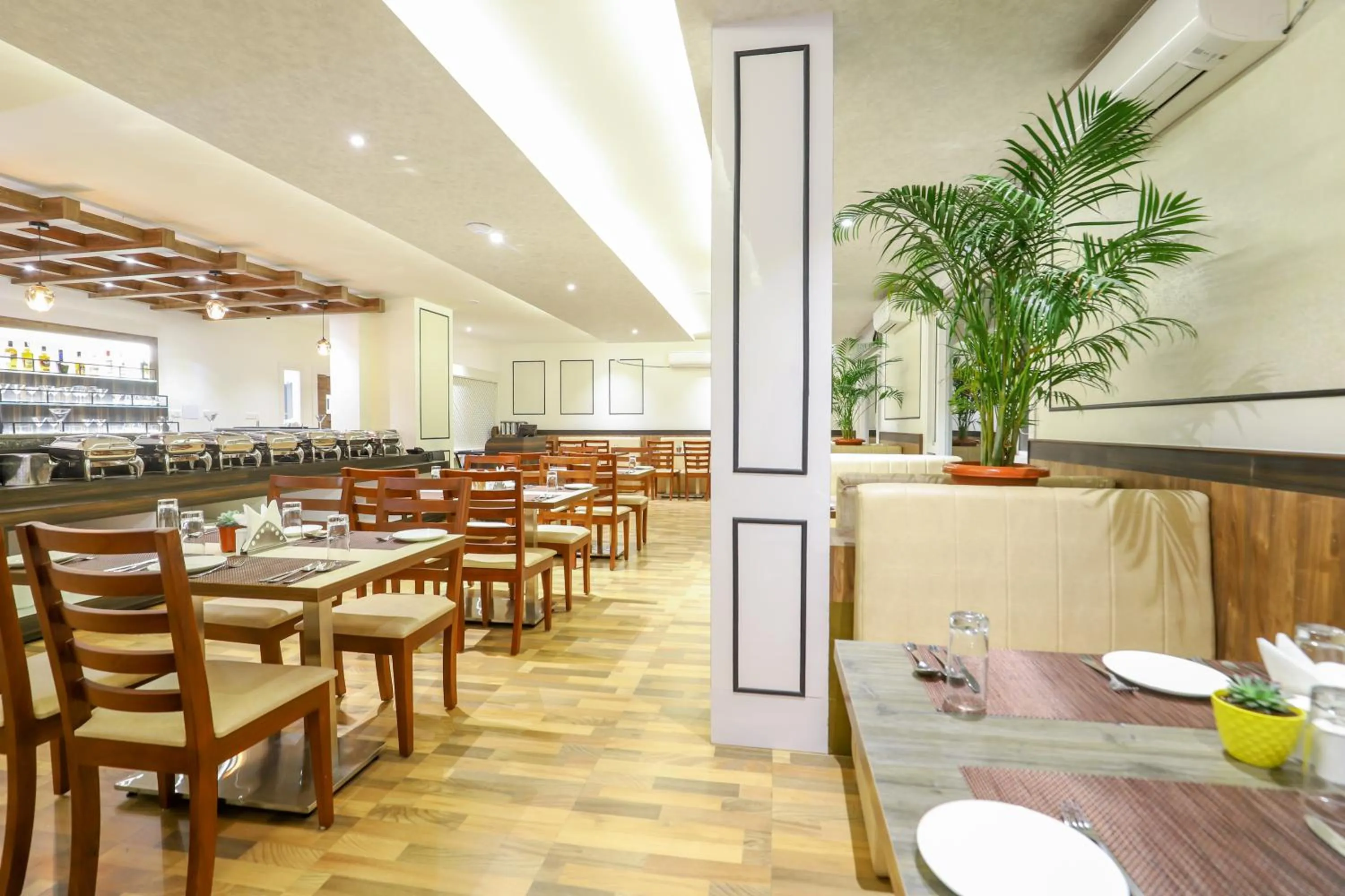 Restaurant/places to eat in Banari Regency by Summit