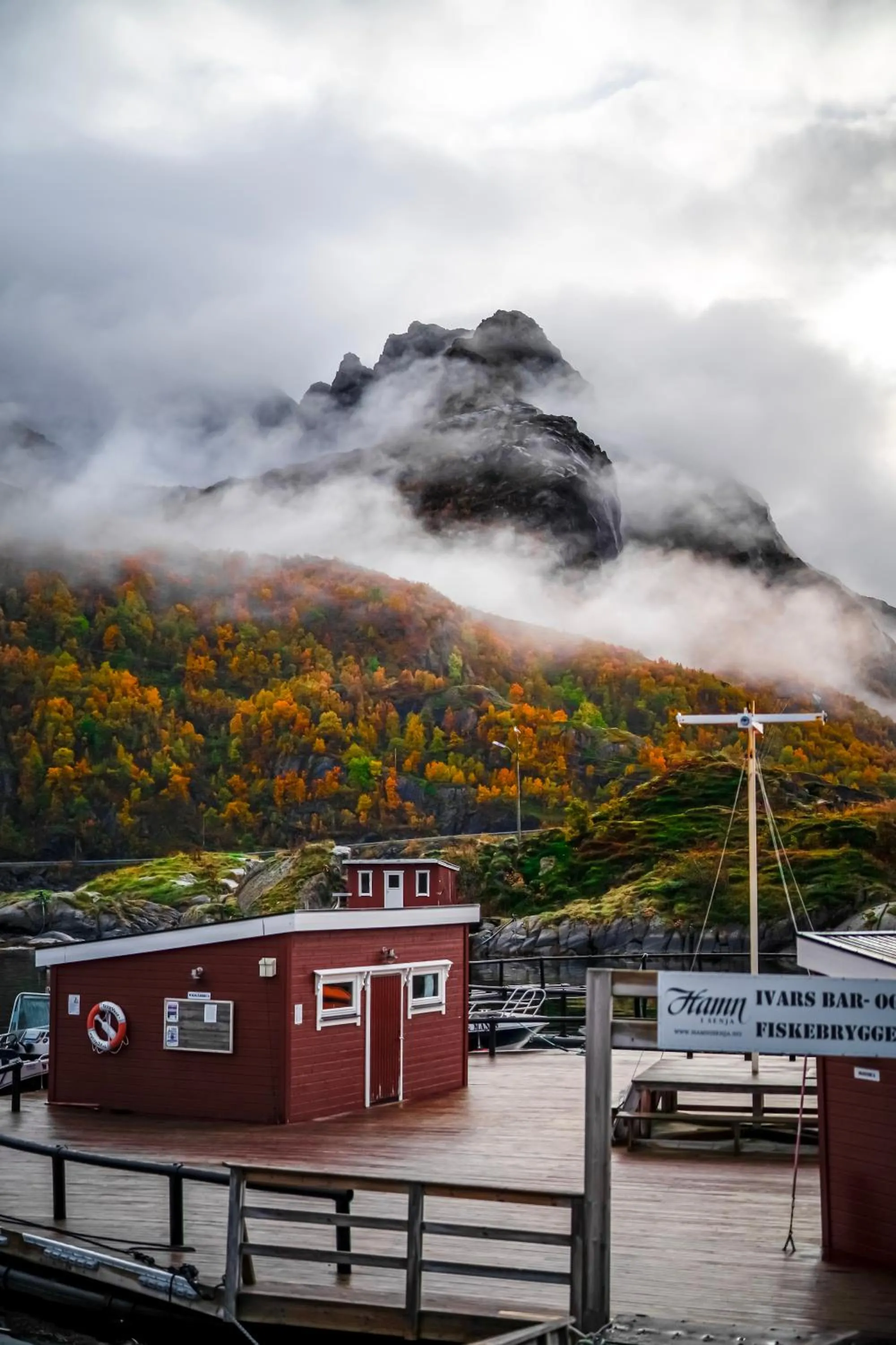 Hiking in Hamn i Senja
