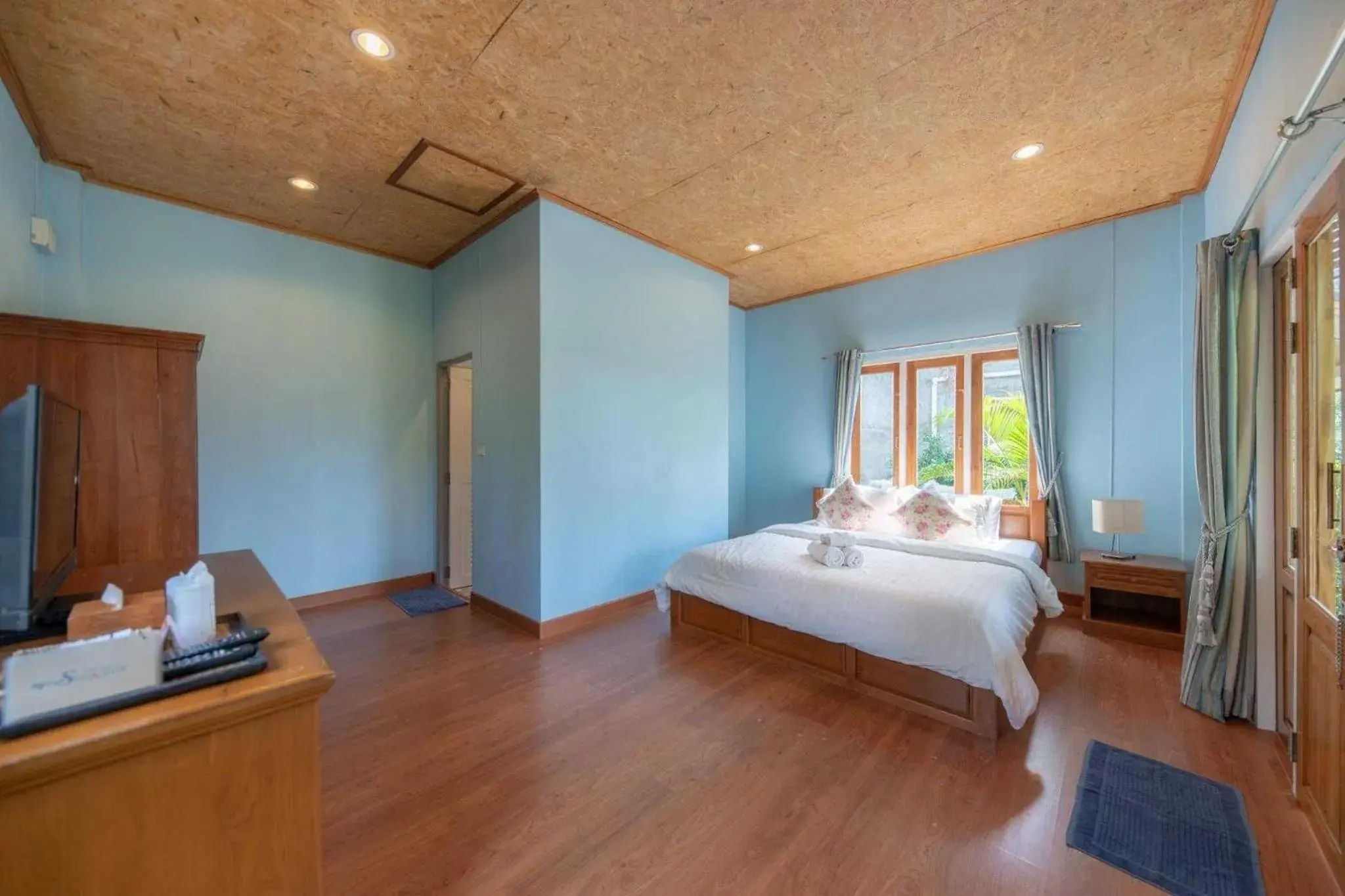 Bed in Seafar Resort Bed in Seafar Resort