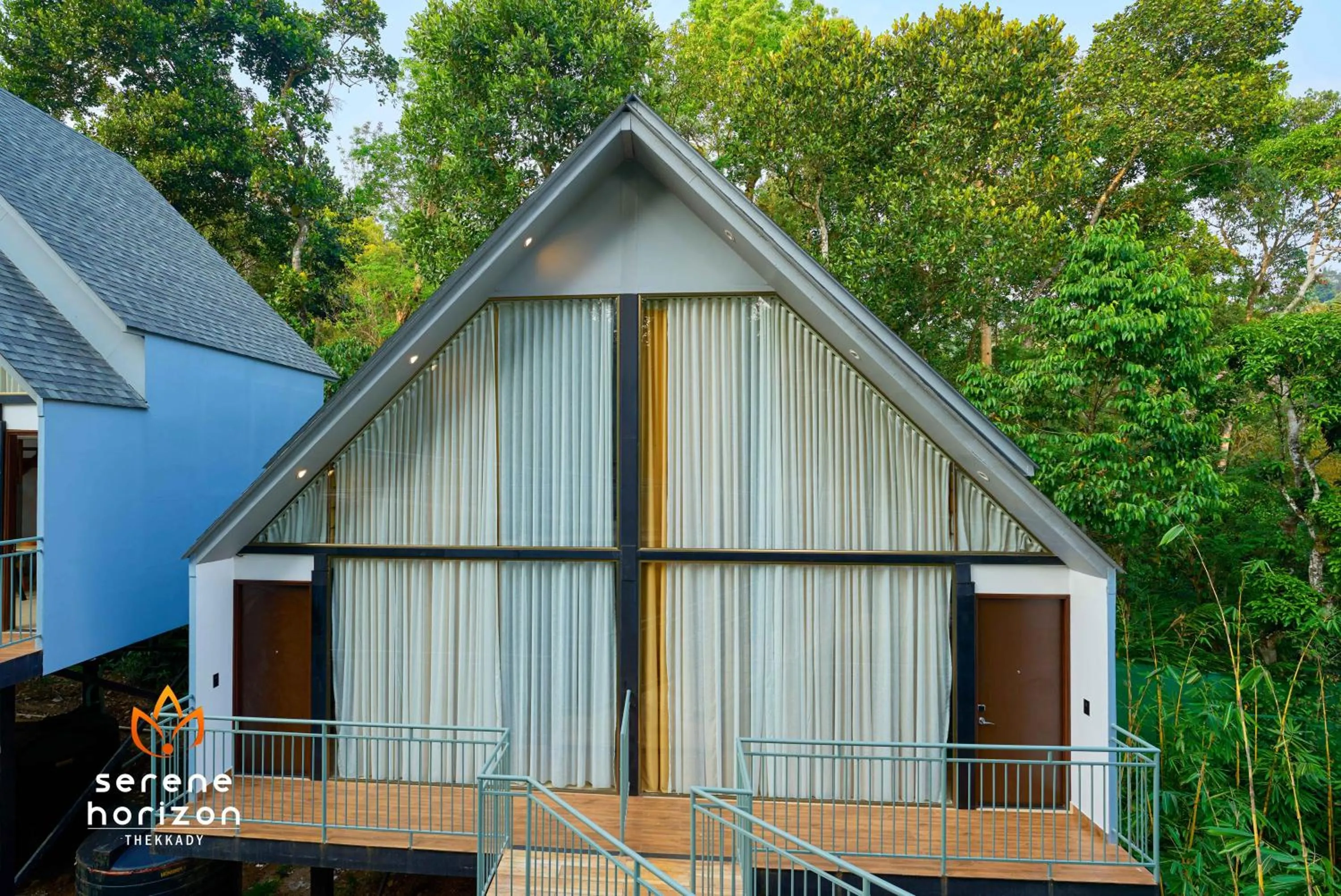 Facade/entrance in Serene Horizon