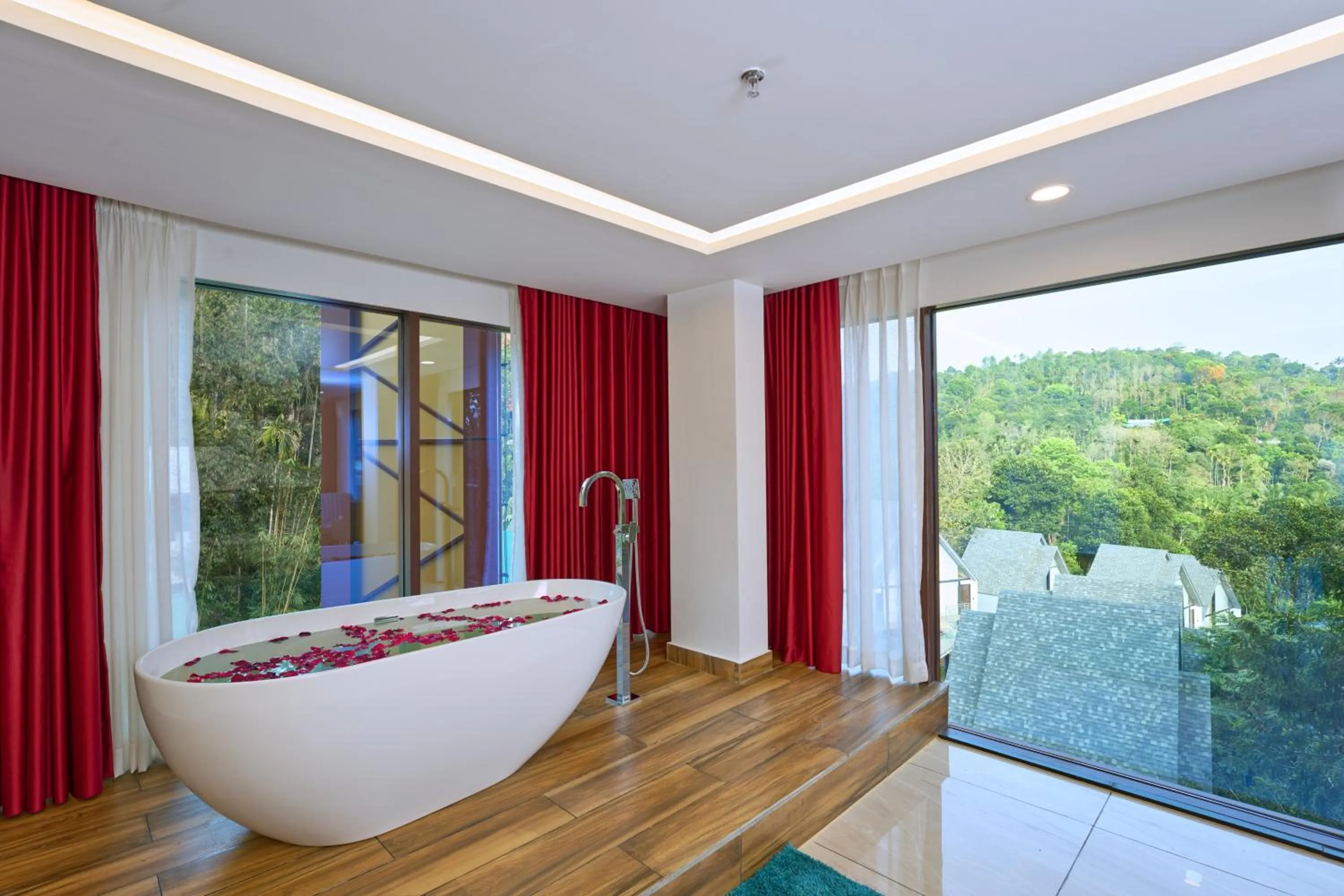 Area and facilities in Serene Horizon