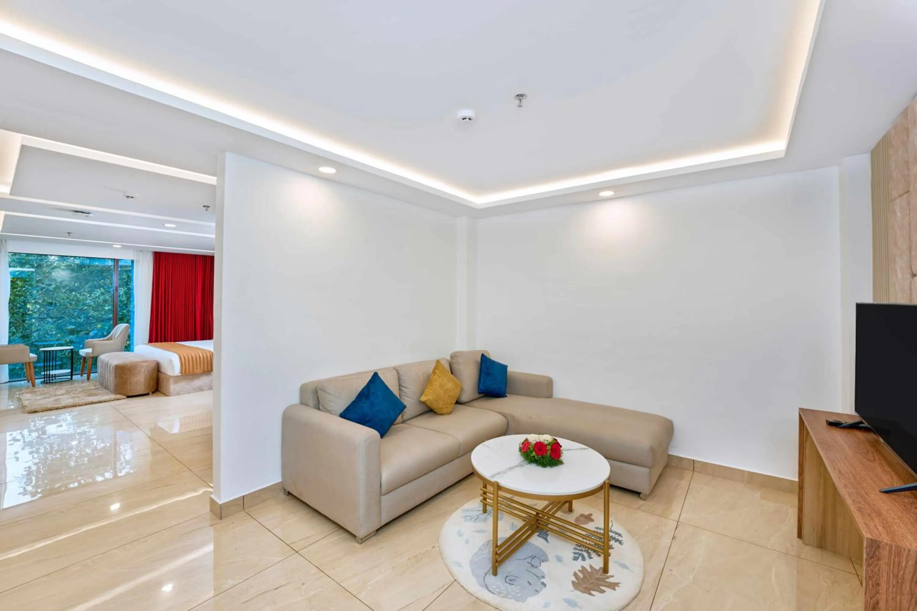 Communal lounge/ TV room in Serene Horizon