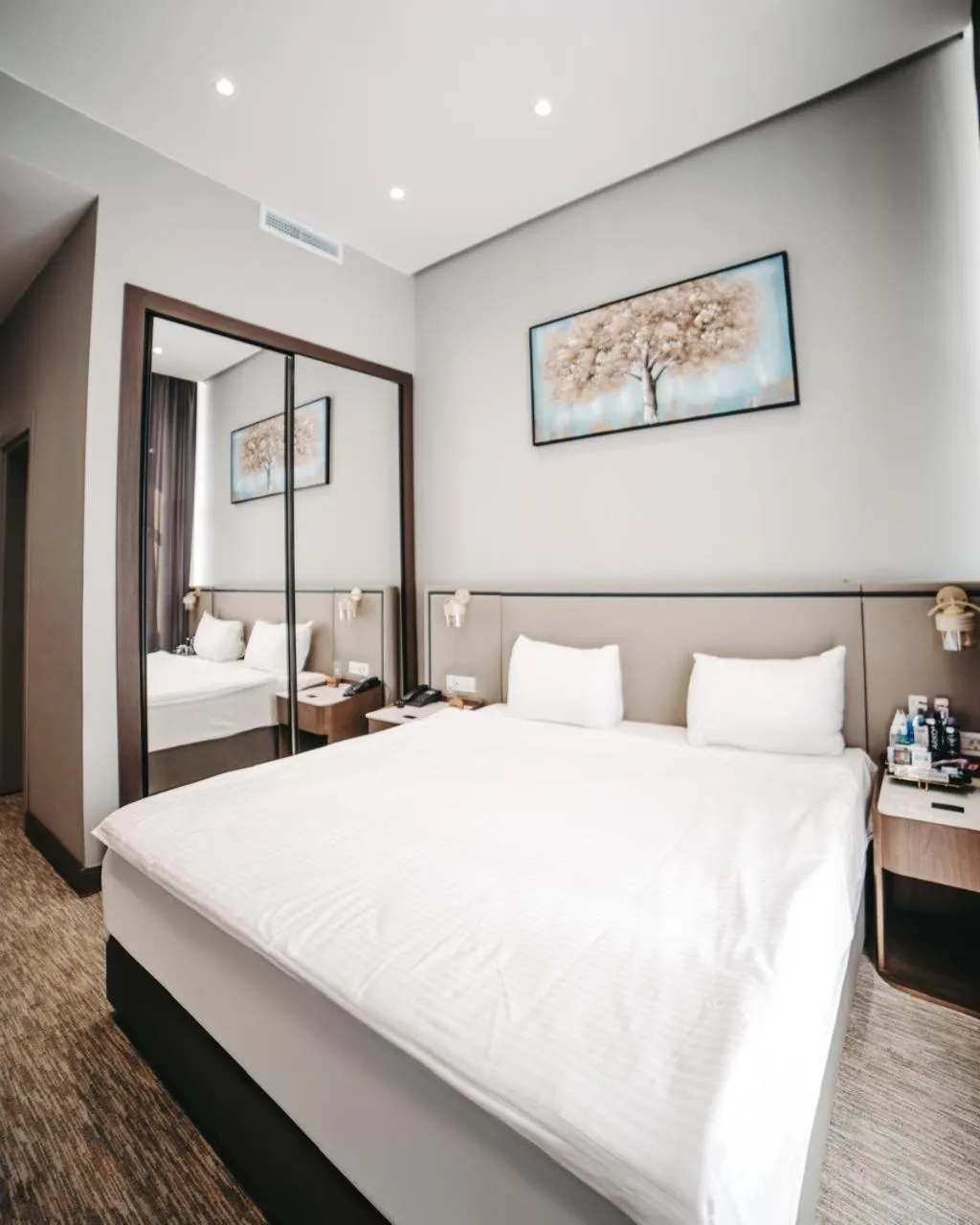 Bed in Port Marine Hotel By HOLLYWOOD