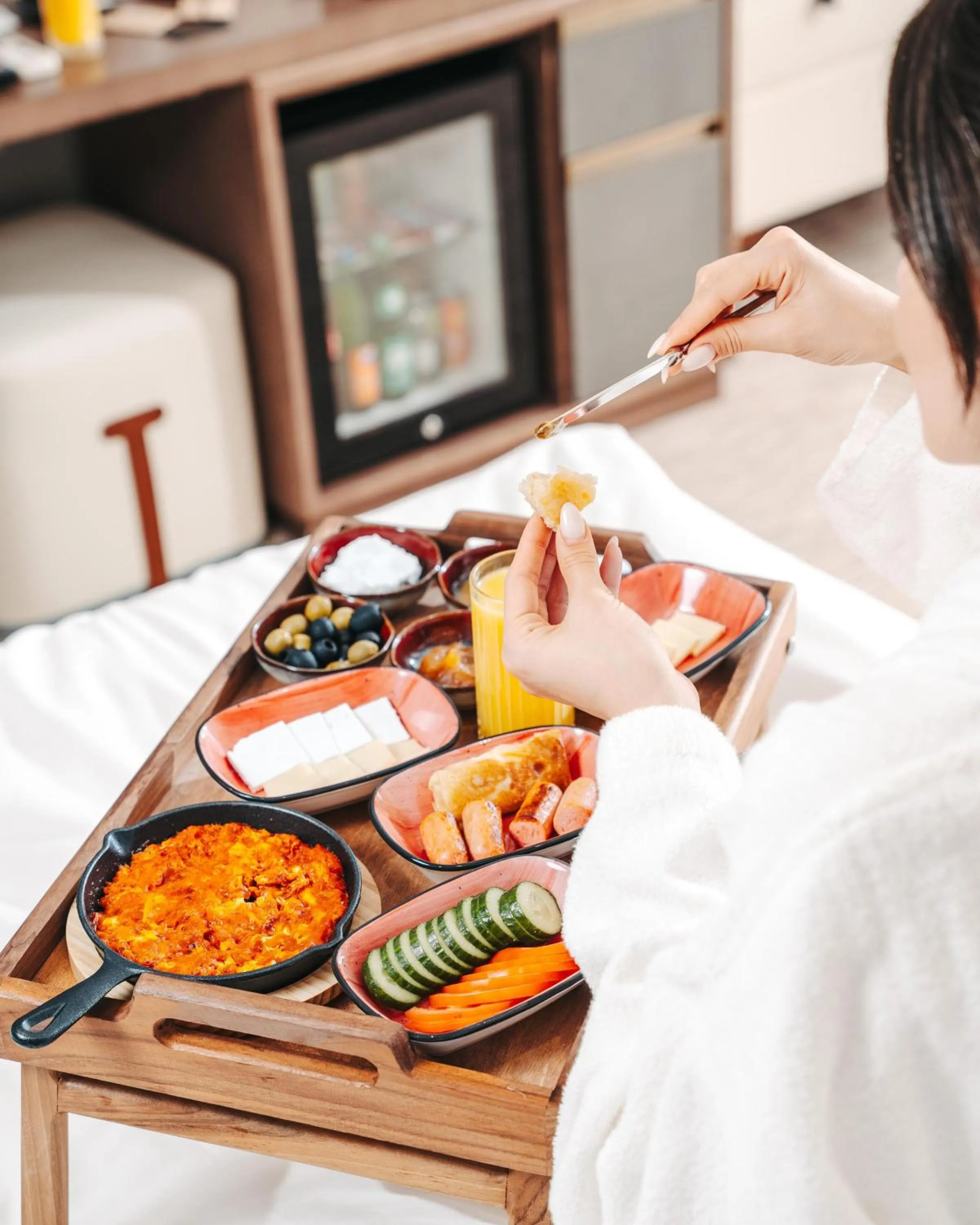 Food in Port Marine Hotel By HOLLYWOOD