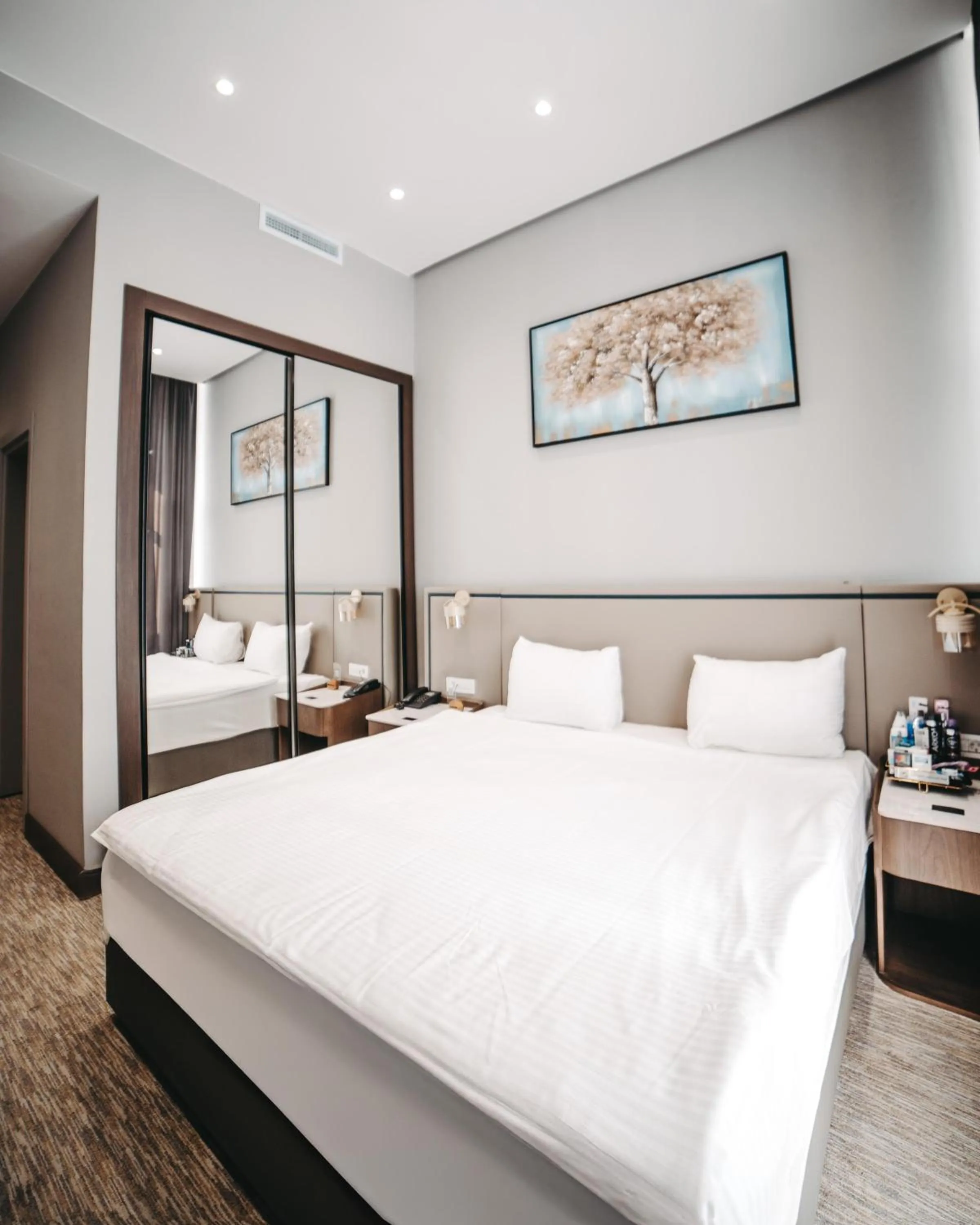 Bed in Port Marine Hotel By HOLLYWOOD