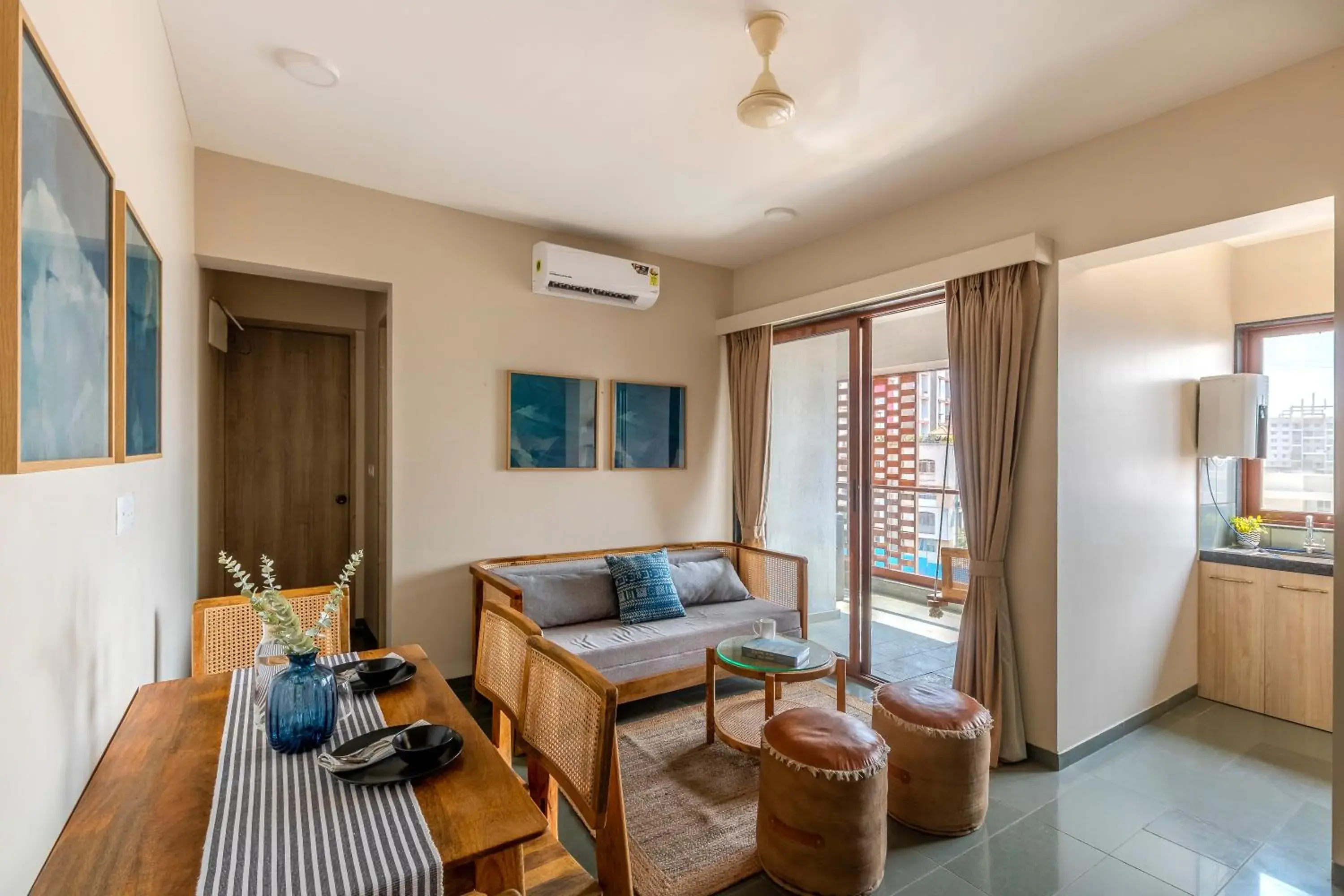 Living room, Seating Area in Hotel Tattva Suites Living room, Seating Area in Hotel Tattva Suites