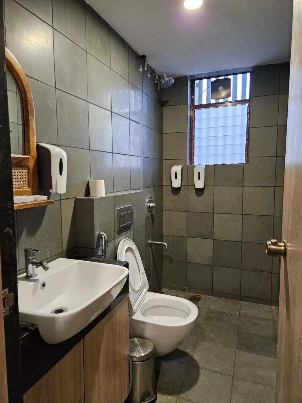 Shower, Bathroom in Hotel Tattva Suites