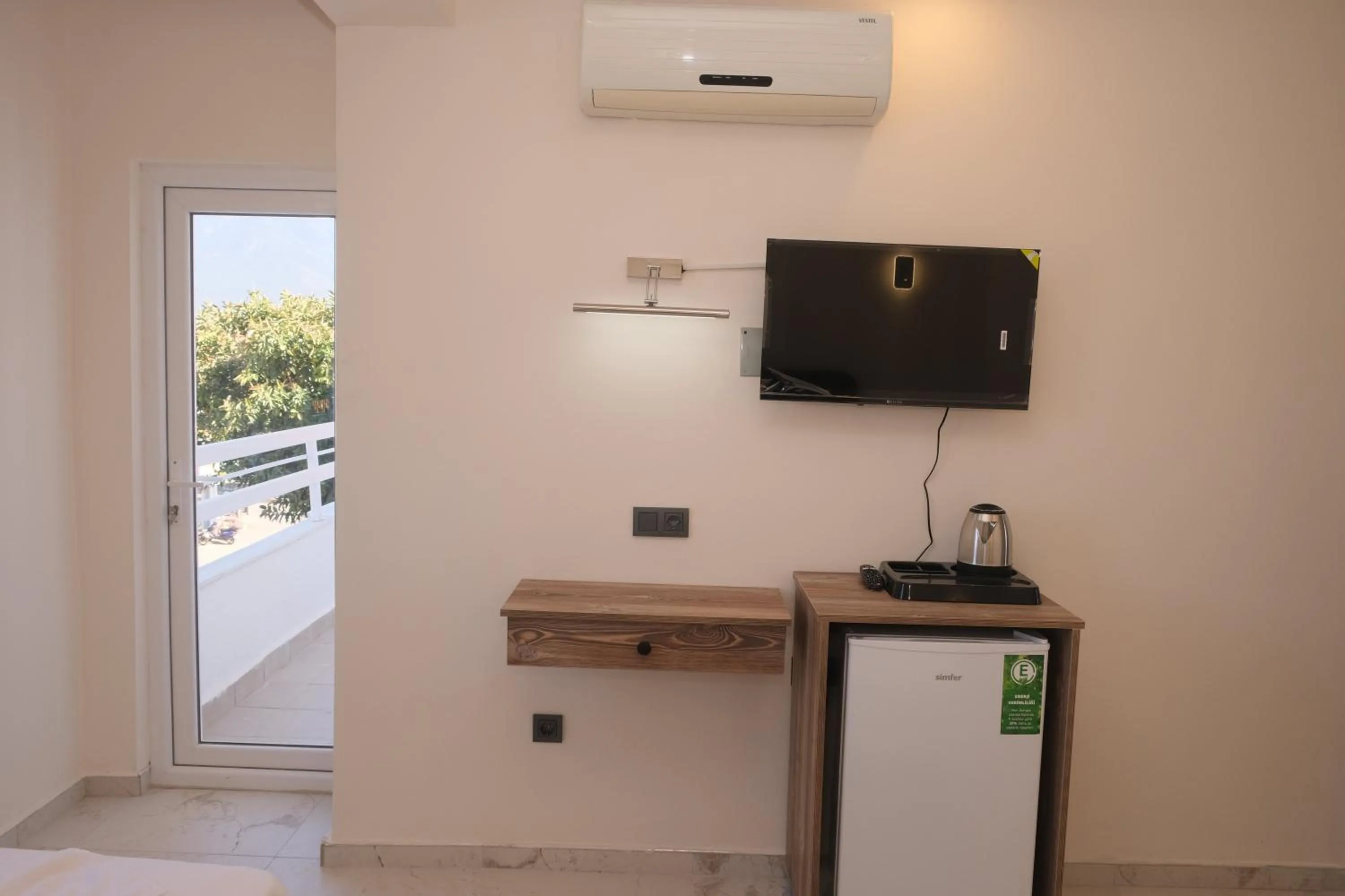 Kitchen or kitchenette in Sea Door Hotel