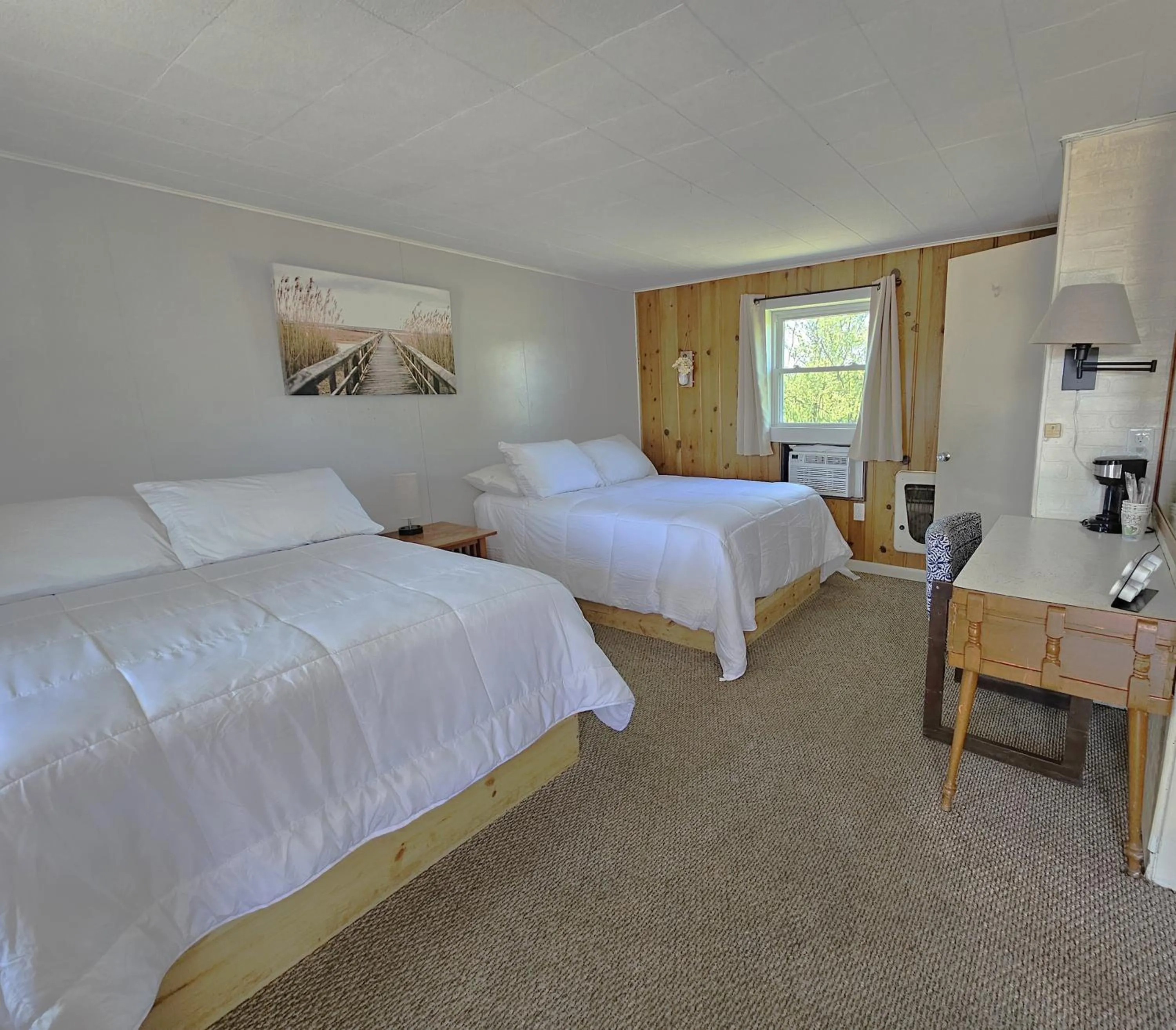 Bed in The Last Resort Motel