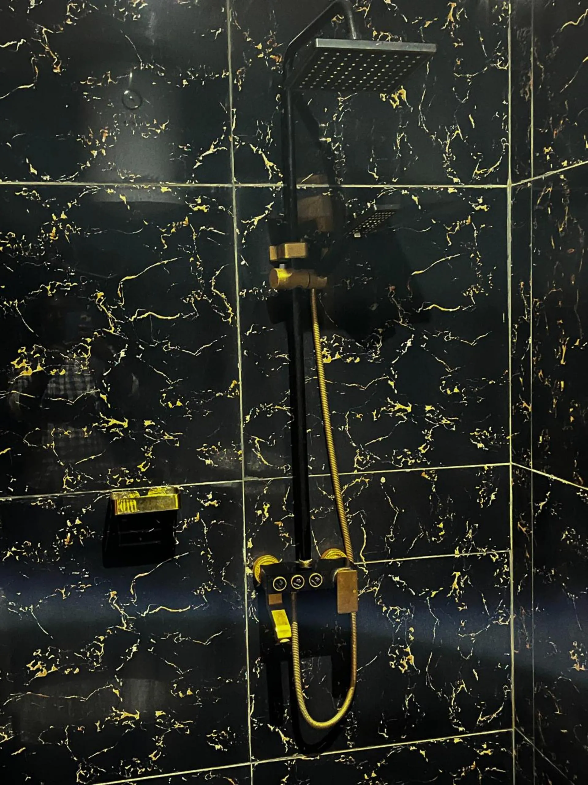 Bathroom in New Green Horse Hotel