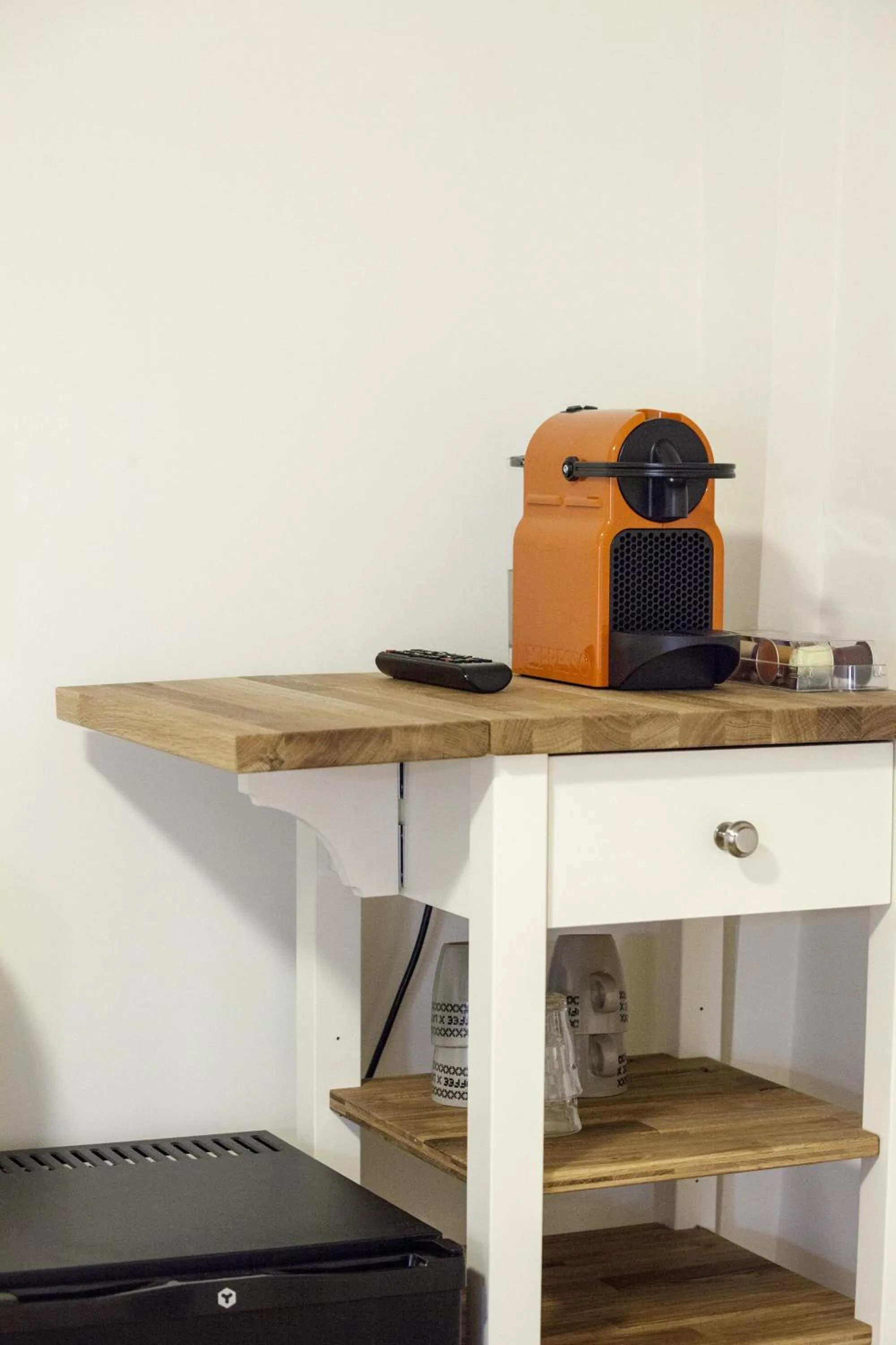Coffee/tea facilities in Kuwadro Guesthouse Jordaan