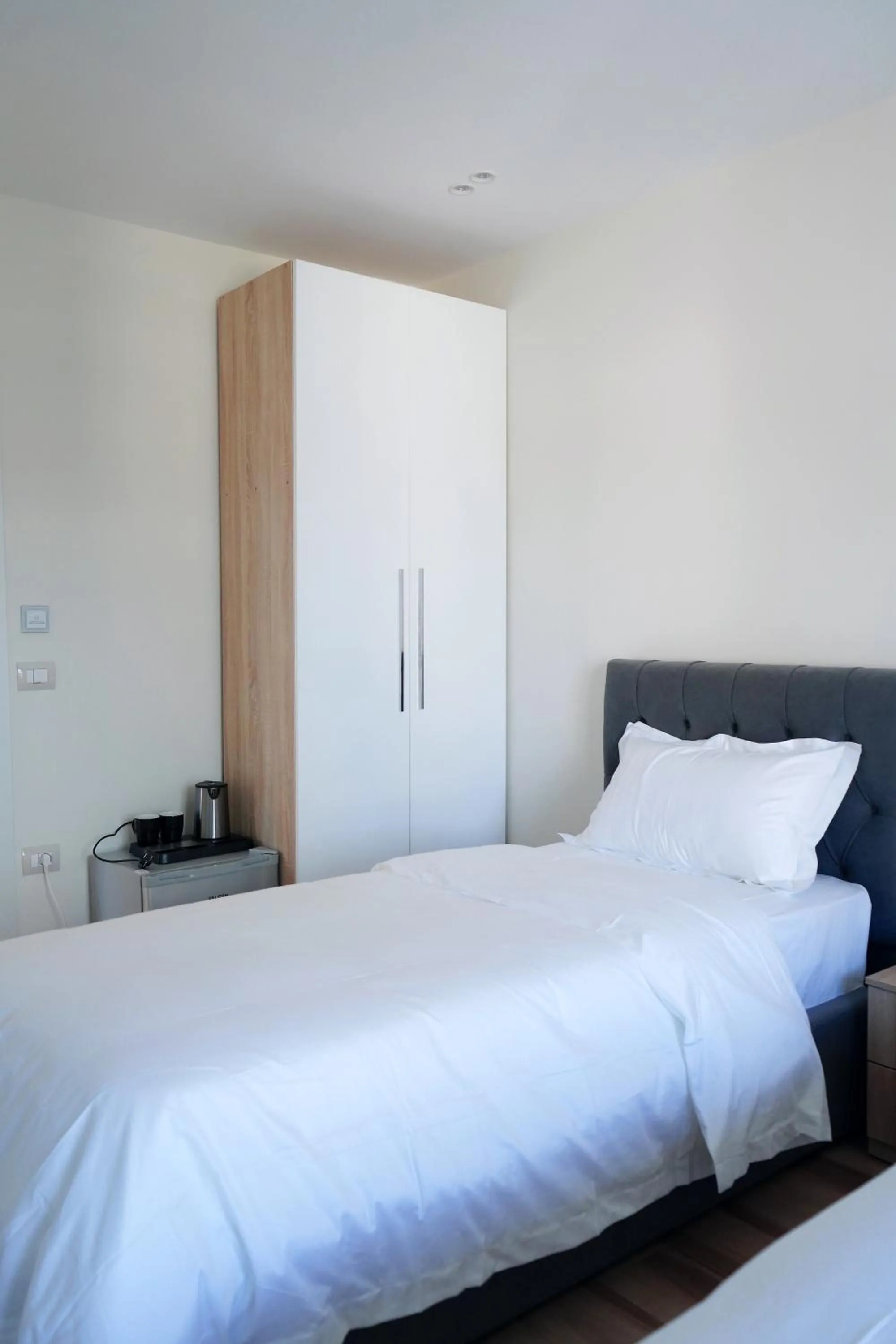 Twin Room with Balcony in Ufo Rooms City Center