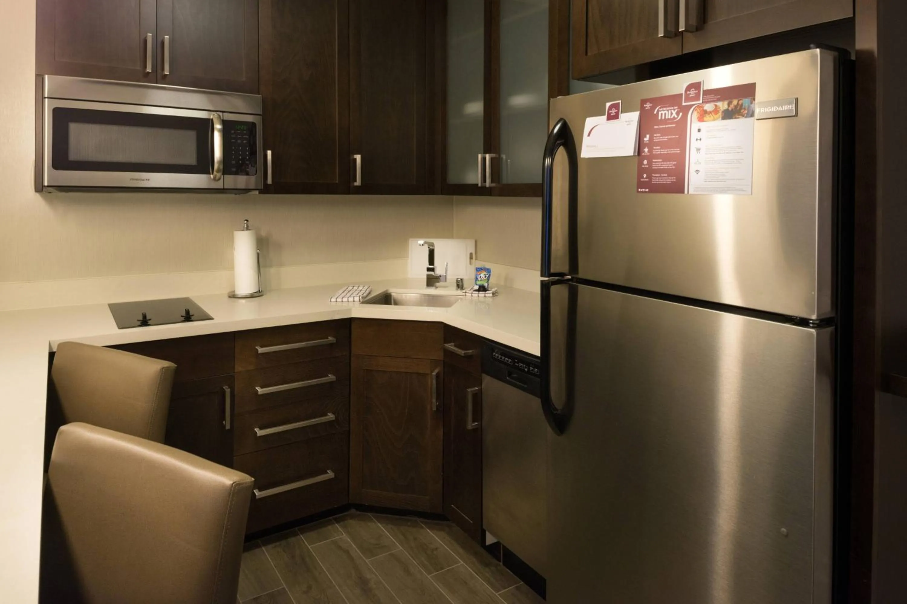 Kitchen or kitchenette in Residence Inn by Marriott Palo Alto Menlo Park