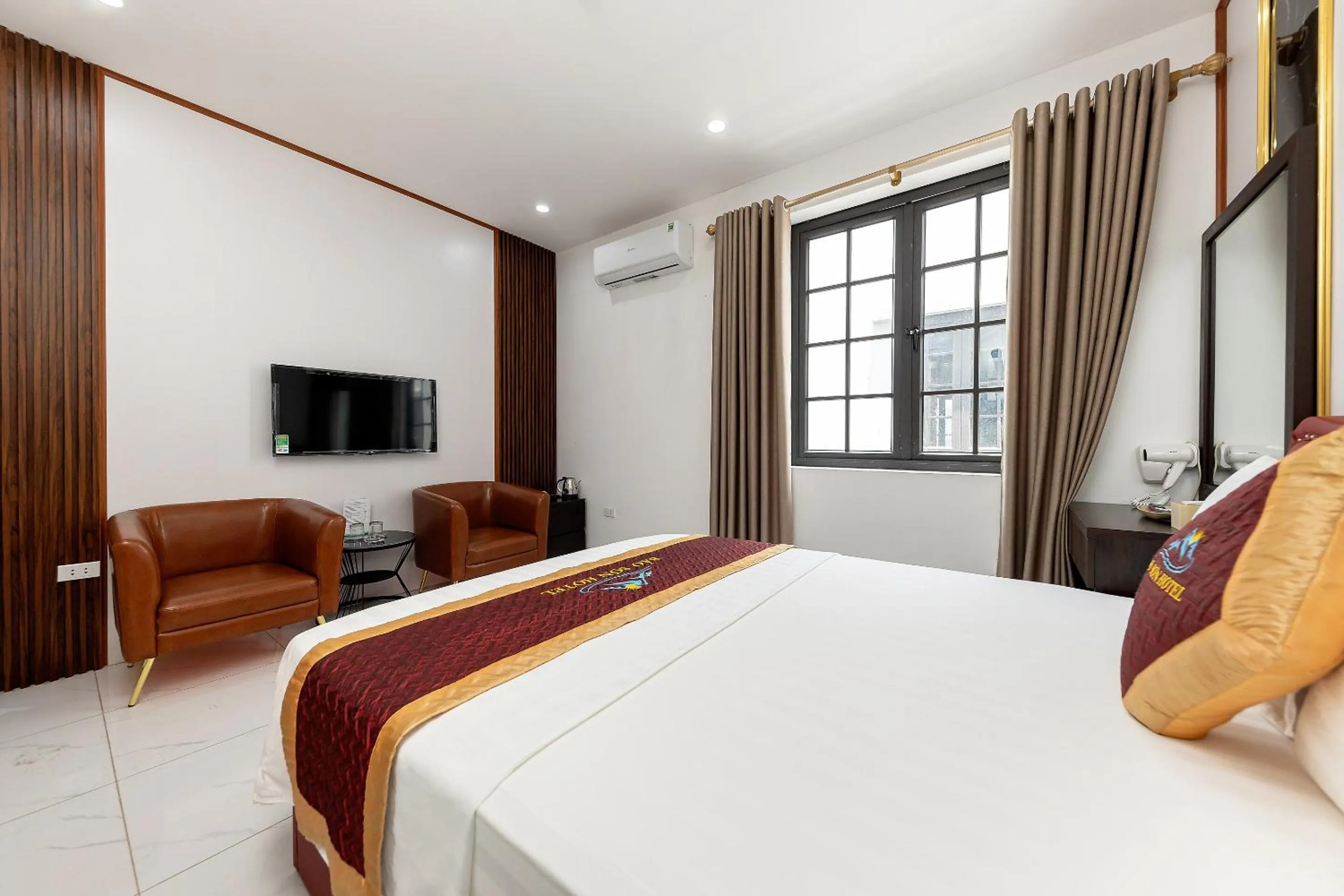 Bedroom in OYO 1238 Bao Son Hotel