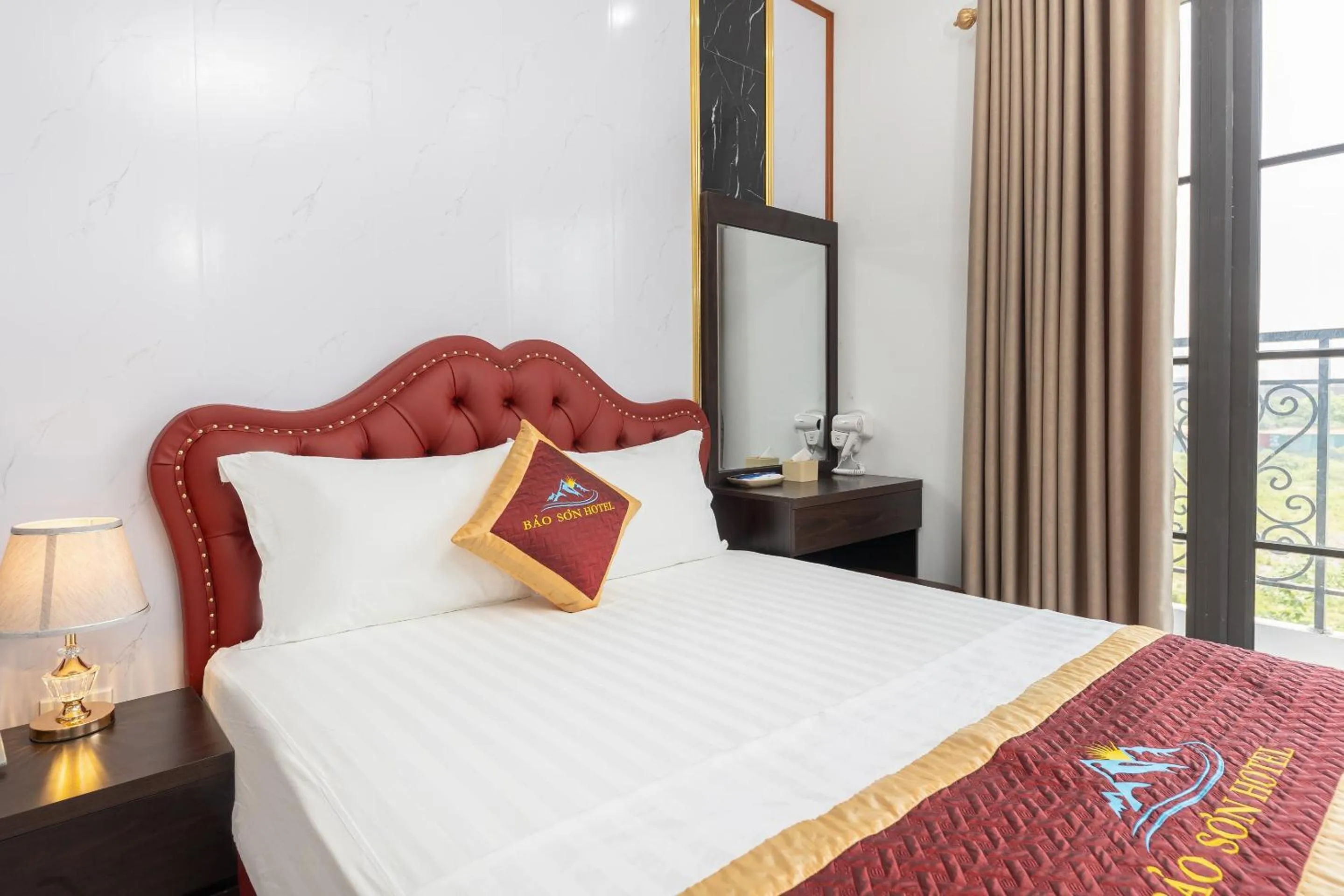 Bedroom in OYO 1238 Bao Son Hotel