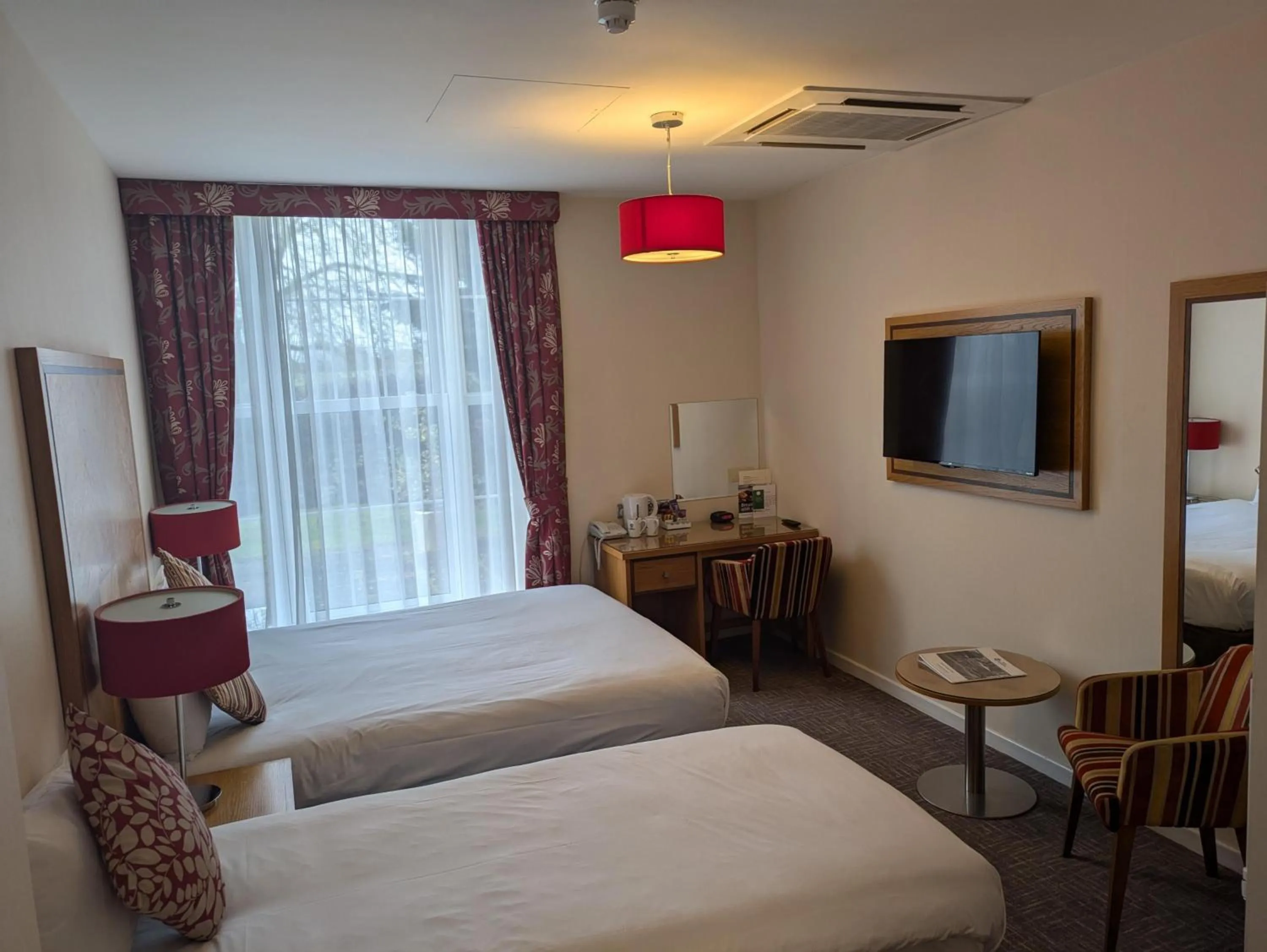 Bedroom, Bed in Best Western Homestead Court Hotel
