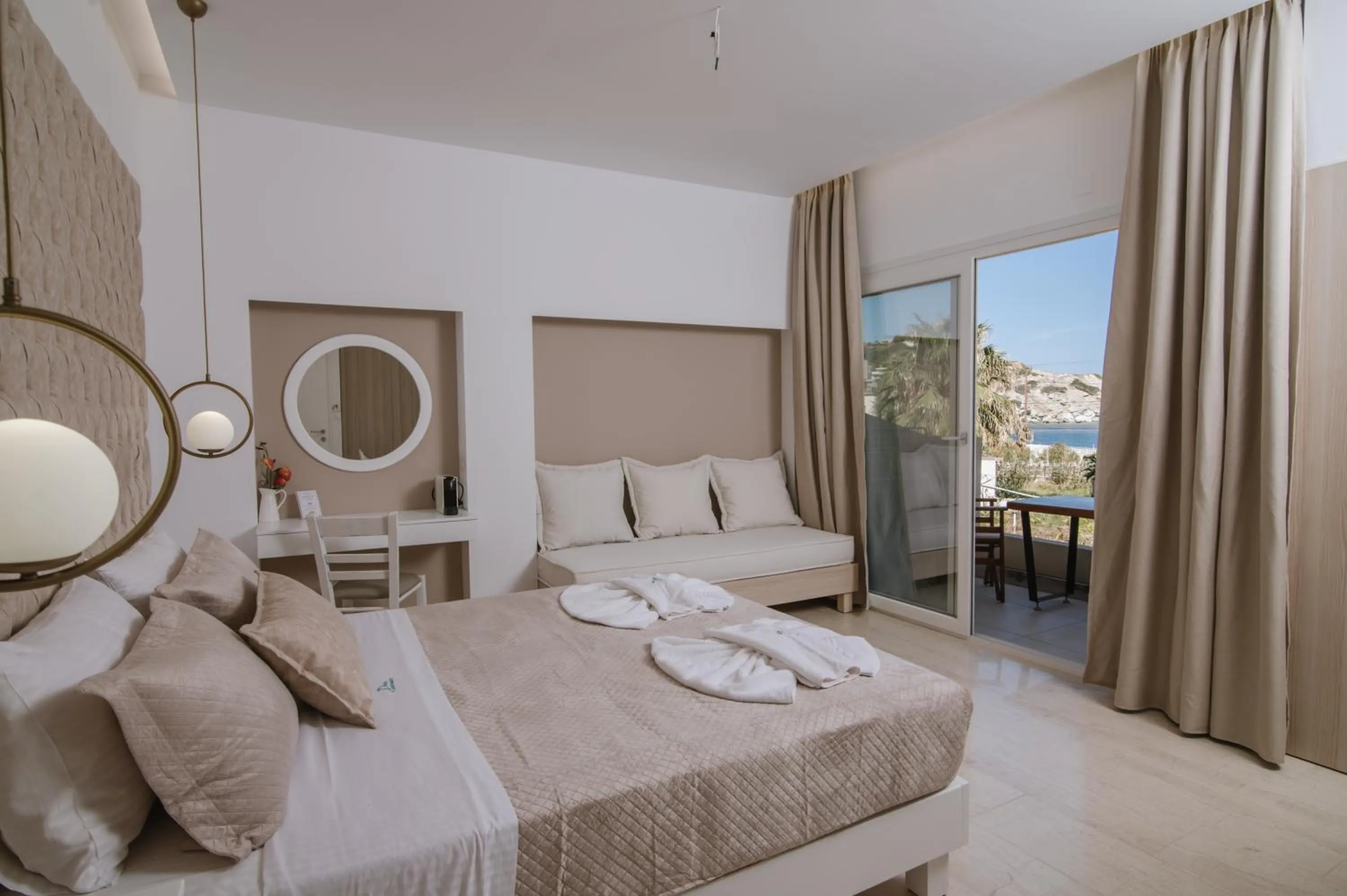 View (from property/room), Bed in Dora Apartments