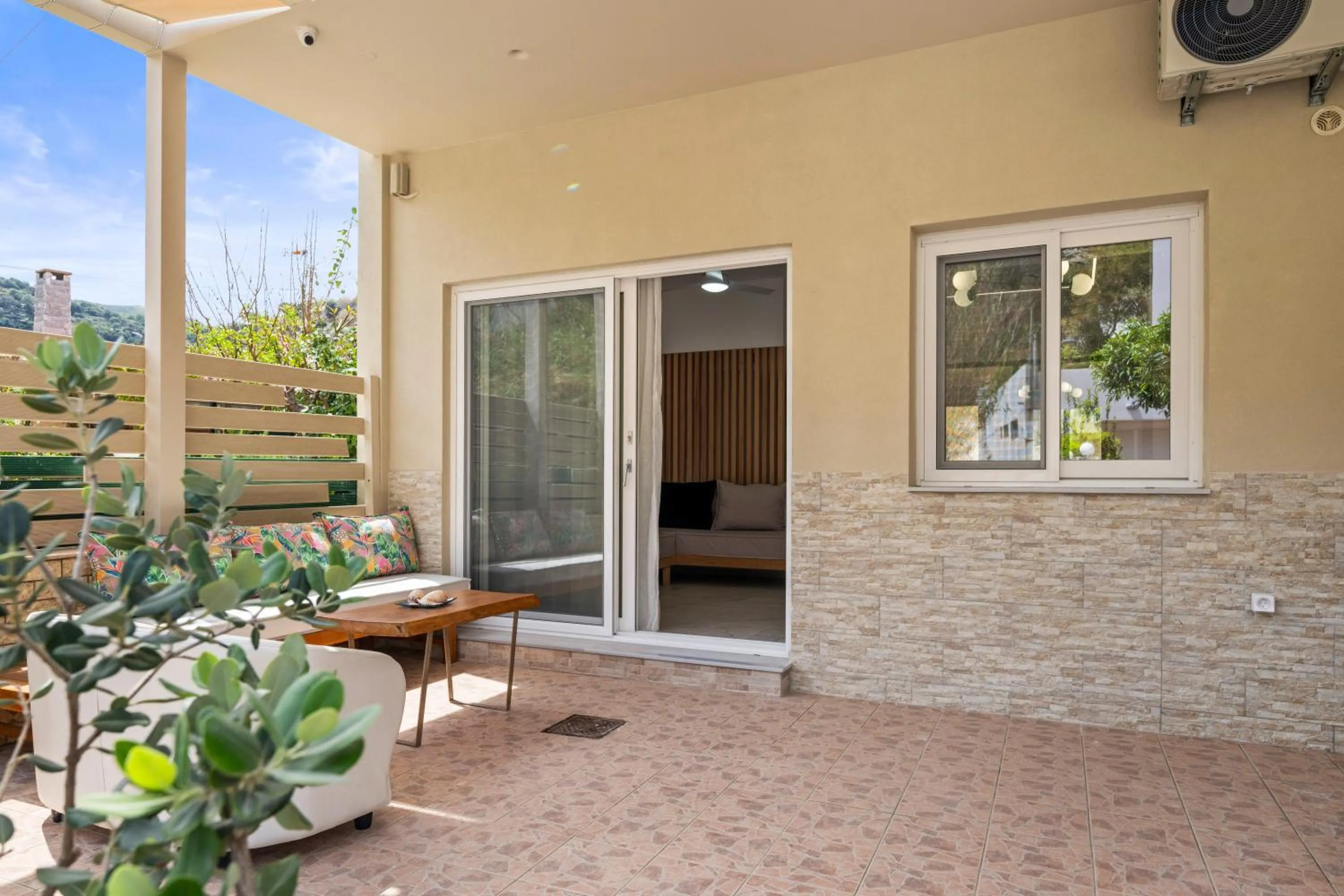 Balcony/Terrace in Dora Apartments