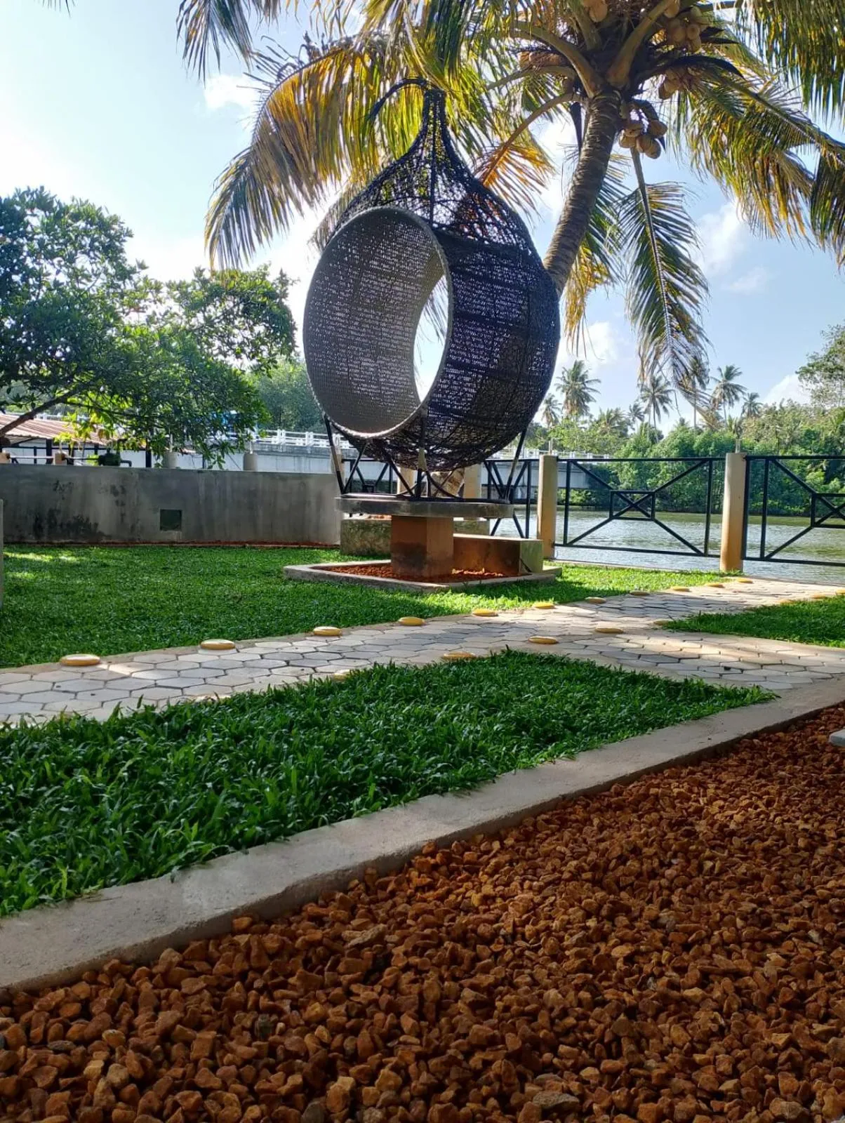 Luvi Lucas River Side