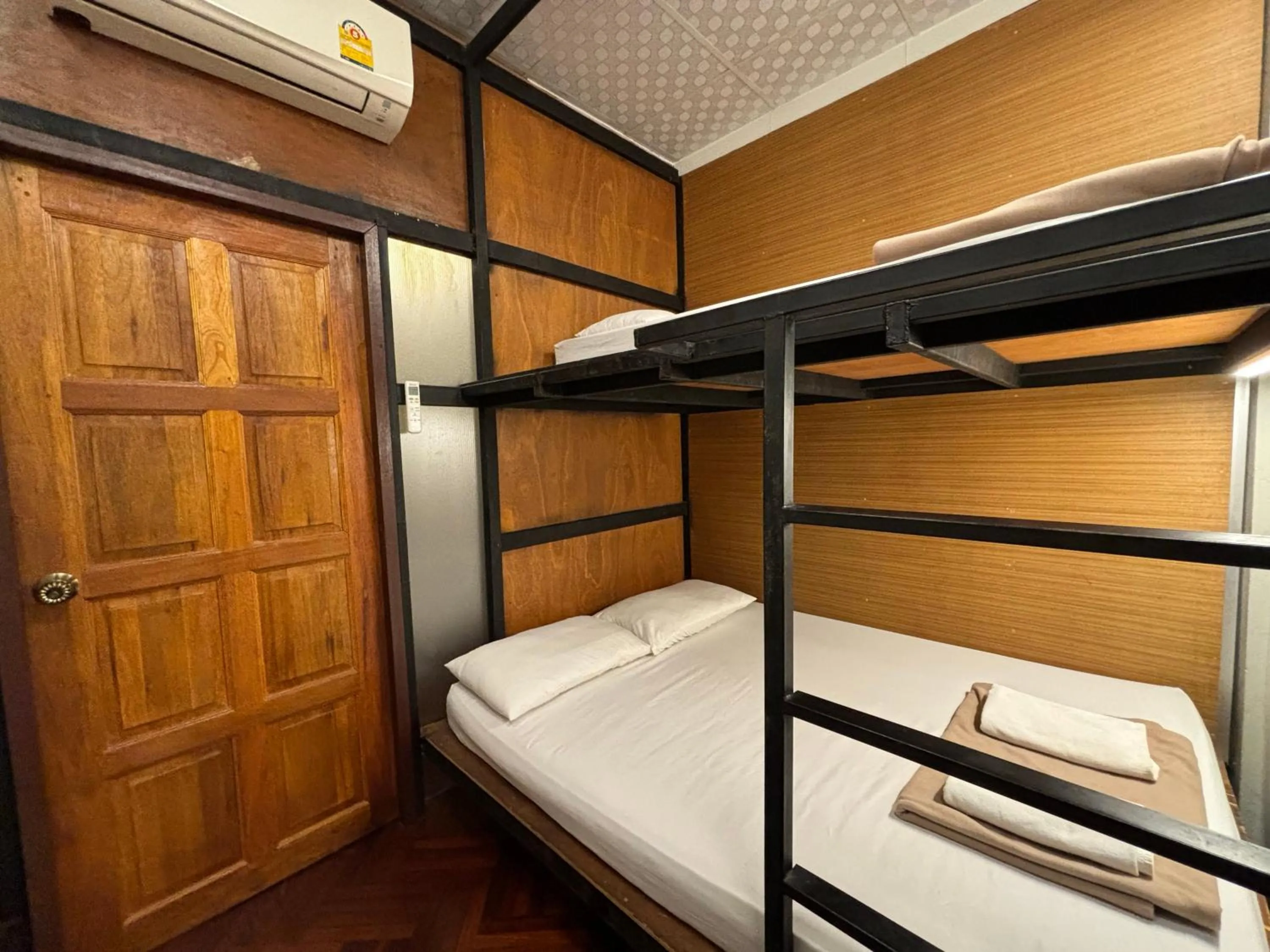 Bed in Hansa Hostel Bangkok Khaosan
