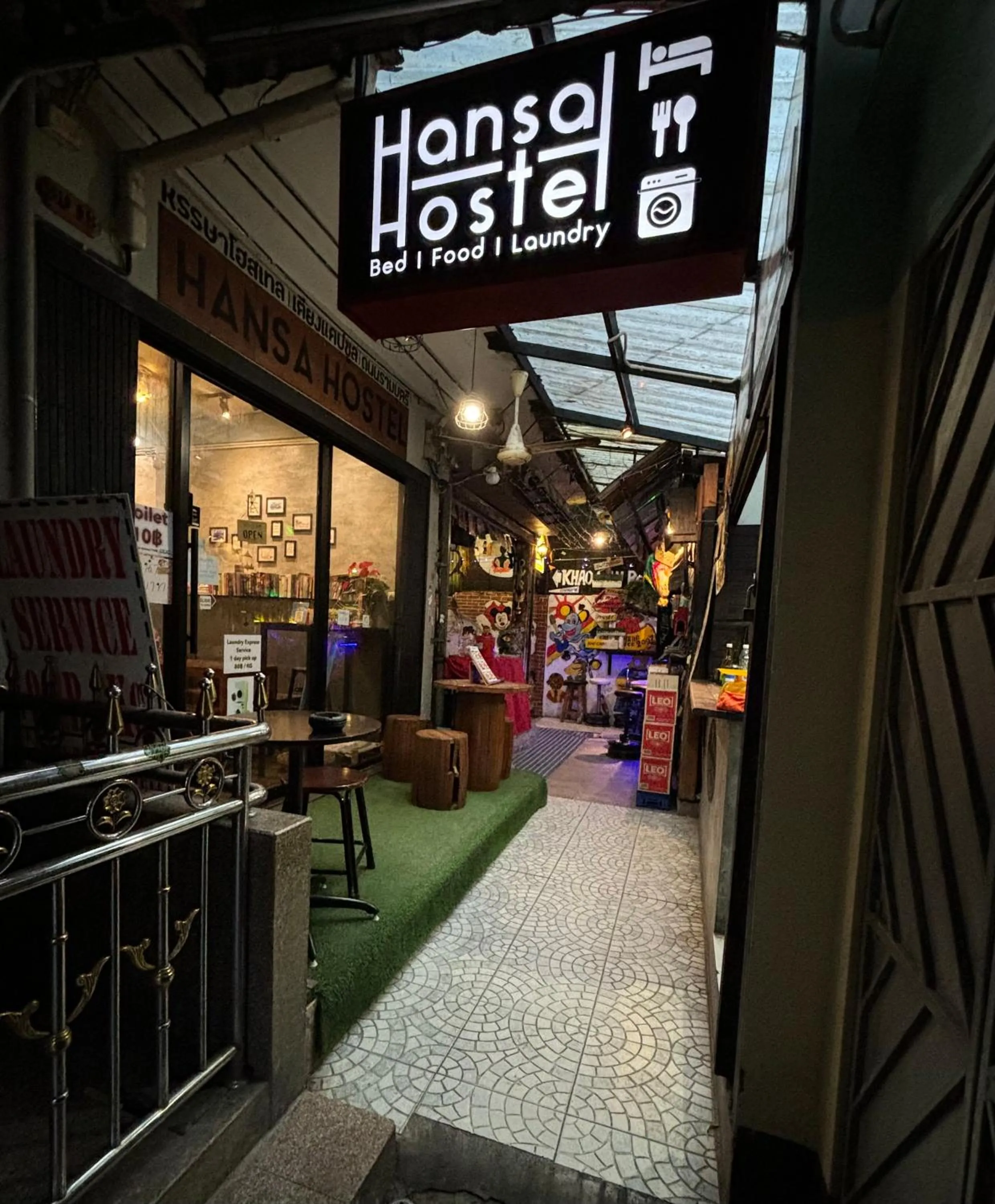 Night in Hansa Hostel Bangkok Khaosan