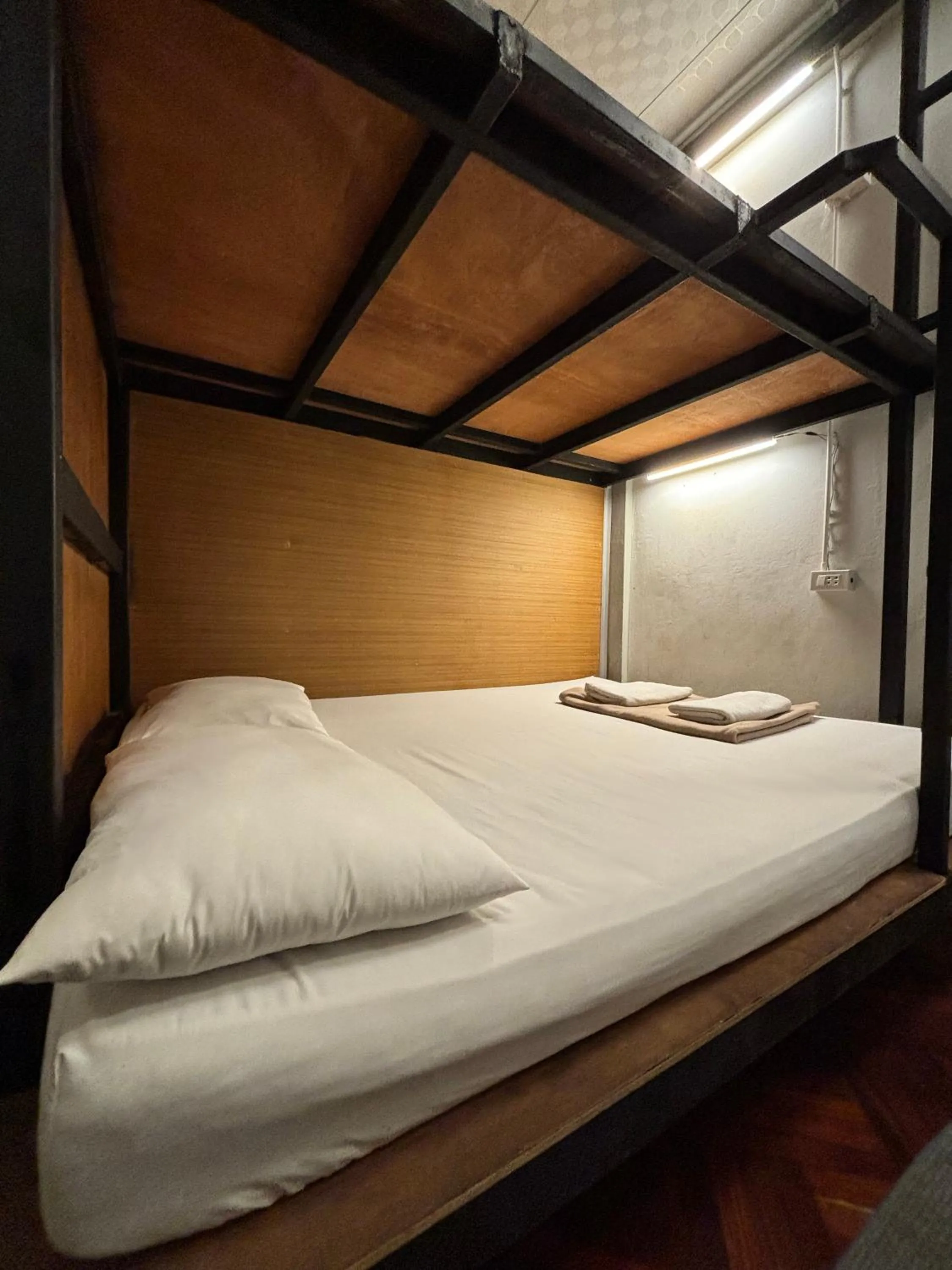 Bed in Hansa Hostel Bangkok Khaosan