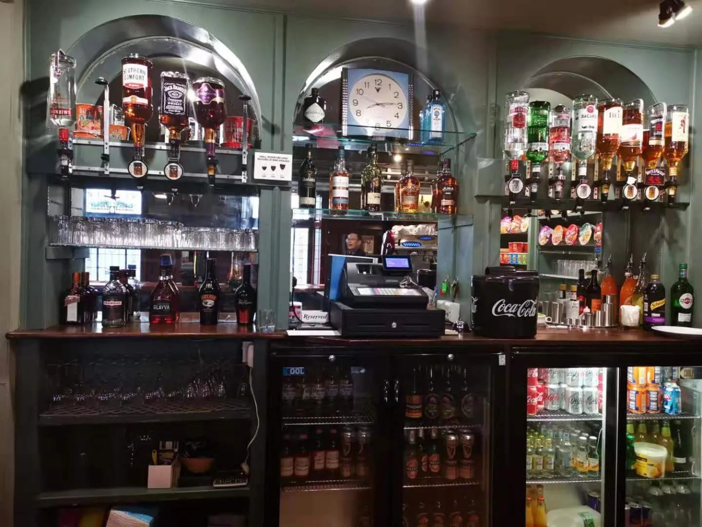 Lounge or bar in Dreadnought Hotel